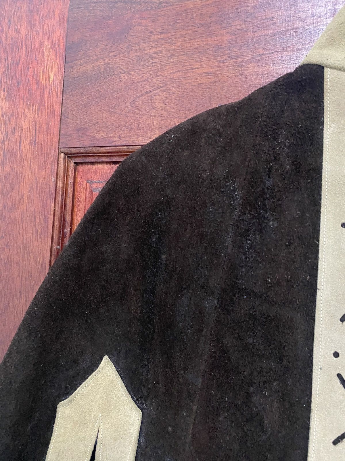 Cowboy Equipment Vintage 1960s Suede Leather Cape Poncho Hippie Boho Size US L / EU 52-54 / 3 - 9 Thumbnail