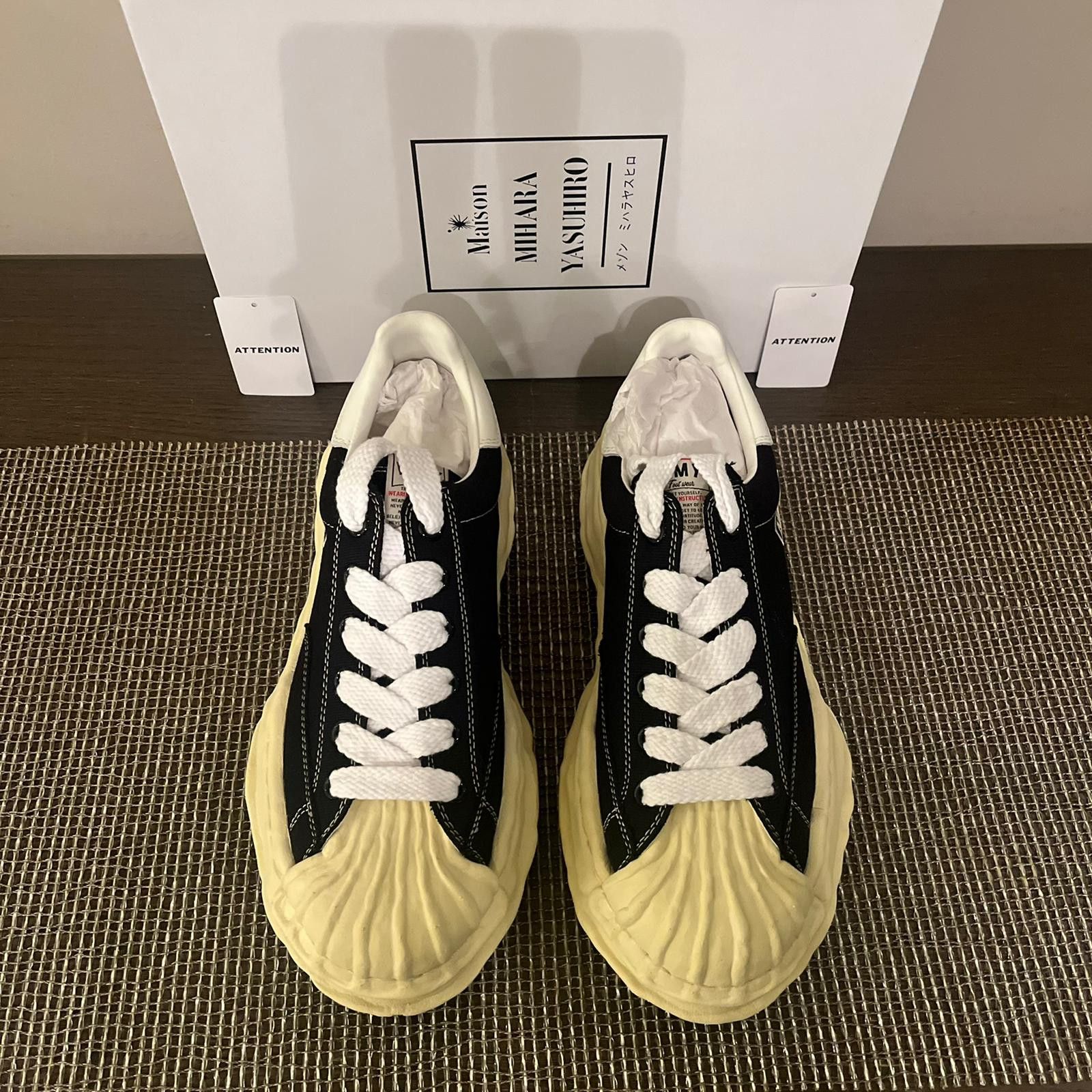 Maison MIHARA YASUHIRO Low Top Blakely Sneakers in Black Size US 9 / EU 42 - 9 Thumbnail