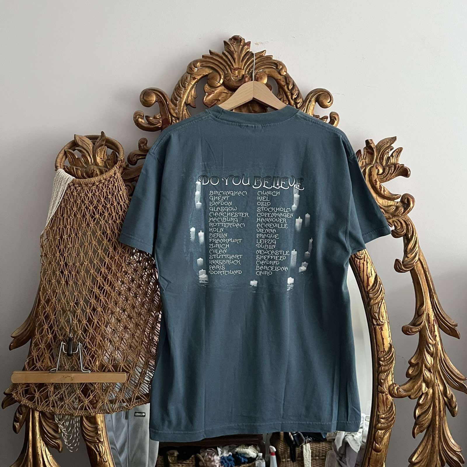 Vintage Vintage 2000s Cher Do You Believe Graphic Tour T Shirt Large Size US L / EU 52-54 / 3 - 2 Thumbnail
