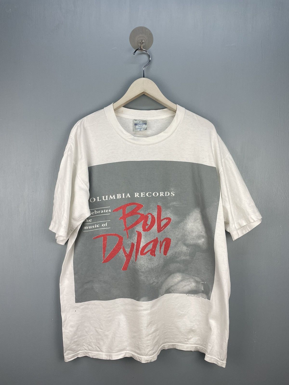 Band Tees Vintage 90s Bob Dylan Live on Stage promo t shirt Size US XL / EU 56 / 4 - 1 Thumbnail
