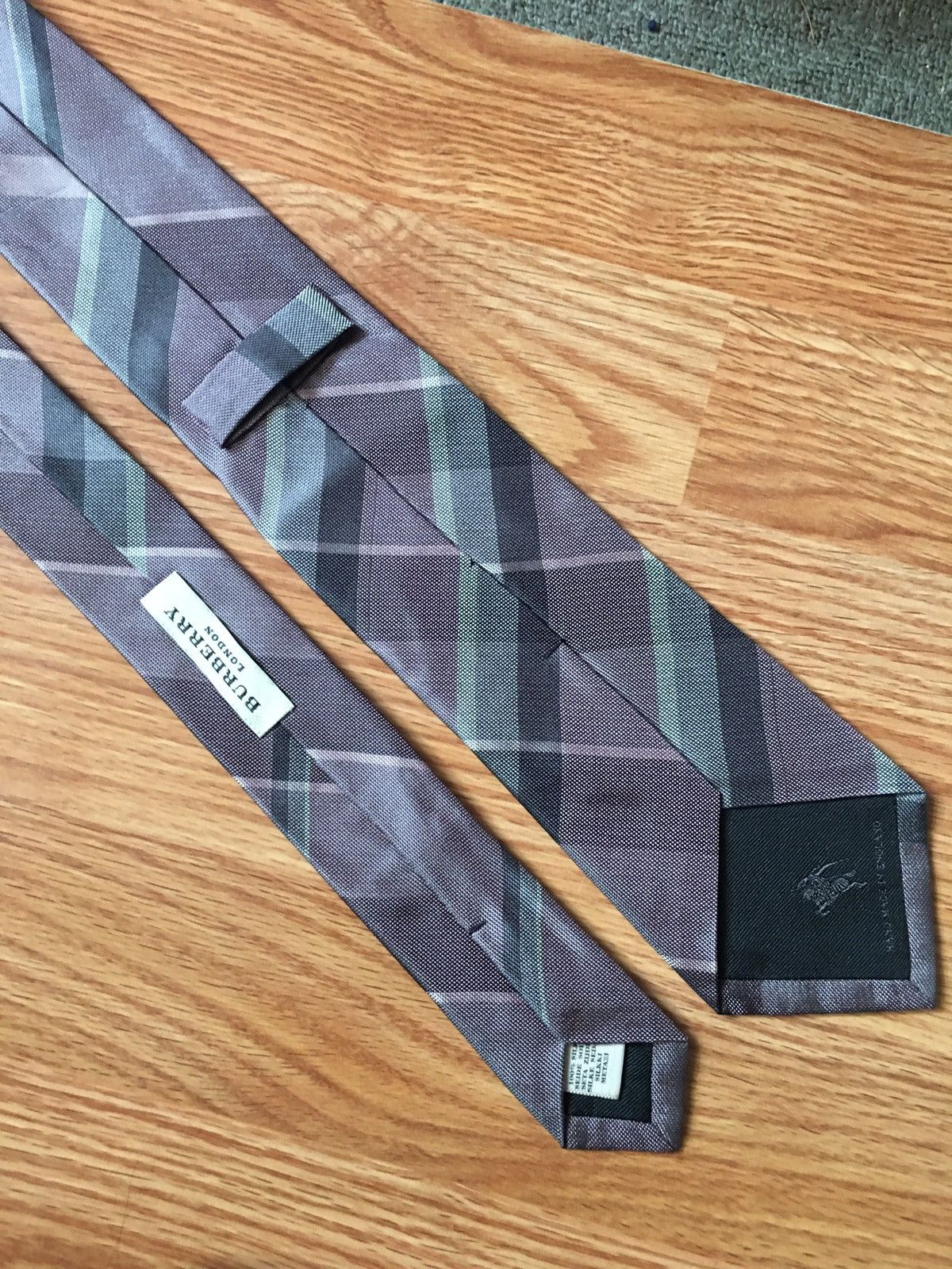 Burberry Burberry London Gray Purple Check Plaid Silk Mens Tie Size ONE SIZE - 3 Thumbnail