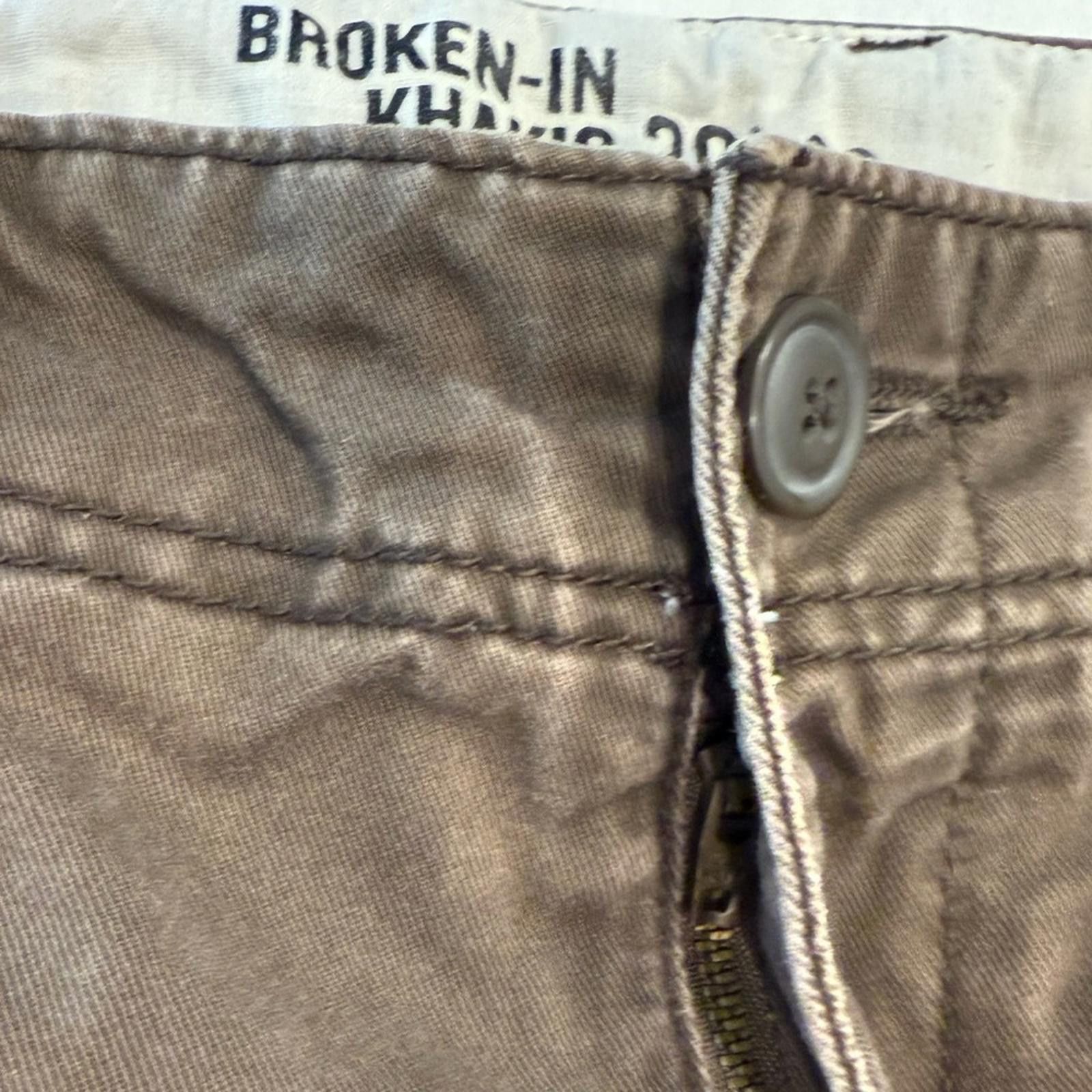 Old Navy Old navy broken In Kahakis brown chino straight leg 30"x32" Size US 30 / EU 46 - 3 Thumbnail