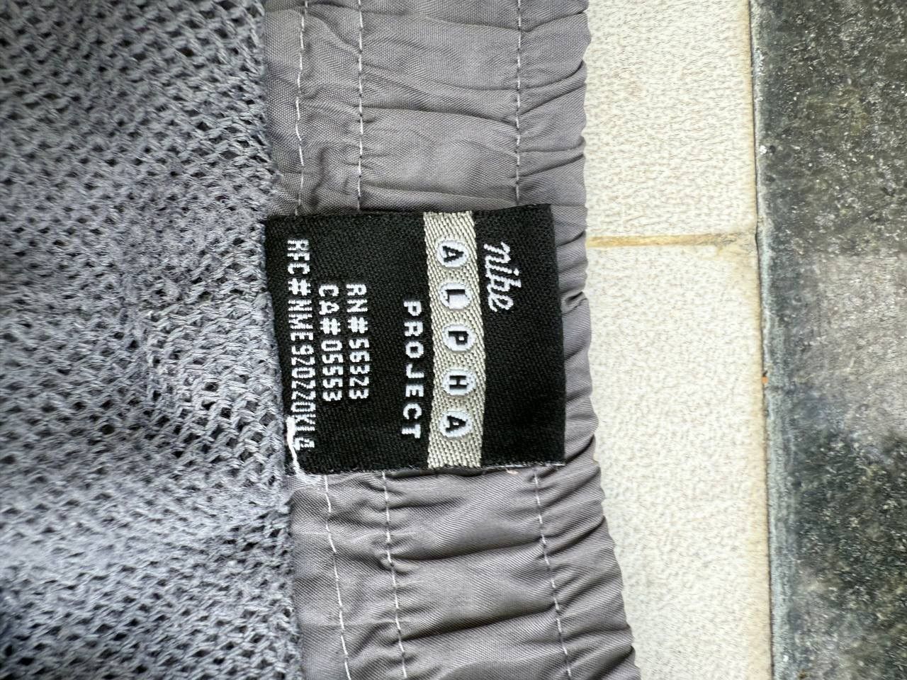 Nike 90s Nike Swoosh Vintage Y2K Gorpcore Parachute Retro Pants Size US 32 / EU 48 - 9 Thumbnail