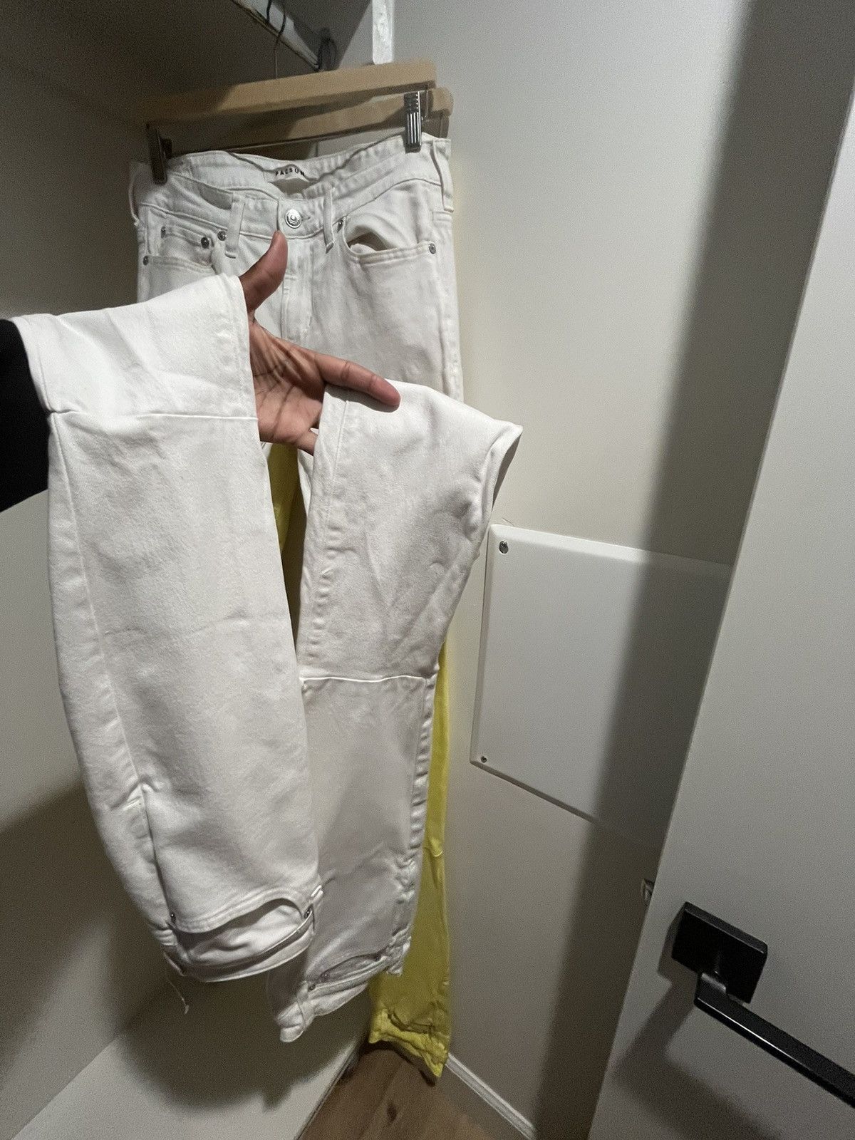 Pacsun White Super Stacked Denim Jeans Size US 29 - 2 Thumbnail