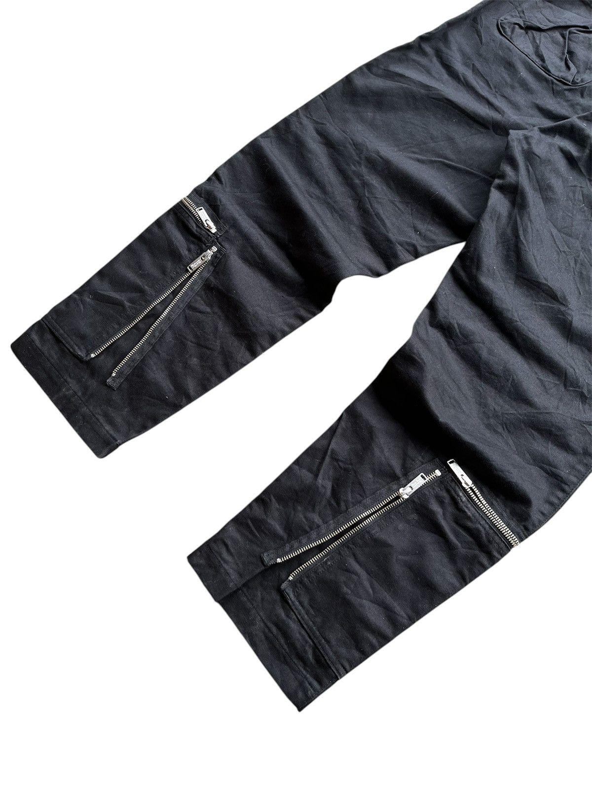 Jun Takahashi × Undercover UNDERCOVER BLACK CASUAL TROUSERS WITH ZIP BONDAGE Size US 30 / EU 46 - 5 Thumbnail