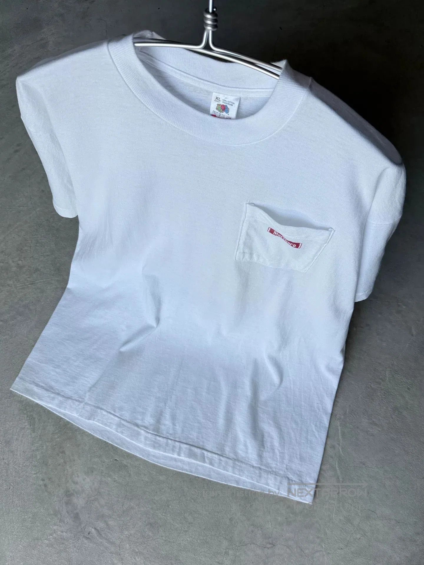 Vintage Vintage 90s Marlboro Pocket Tee. Size US XL / EU 56 / 4 - 7 Thumbnail