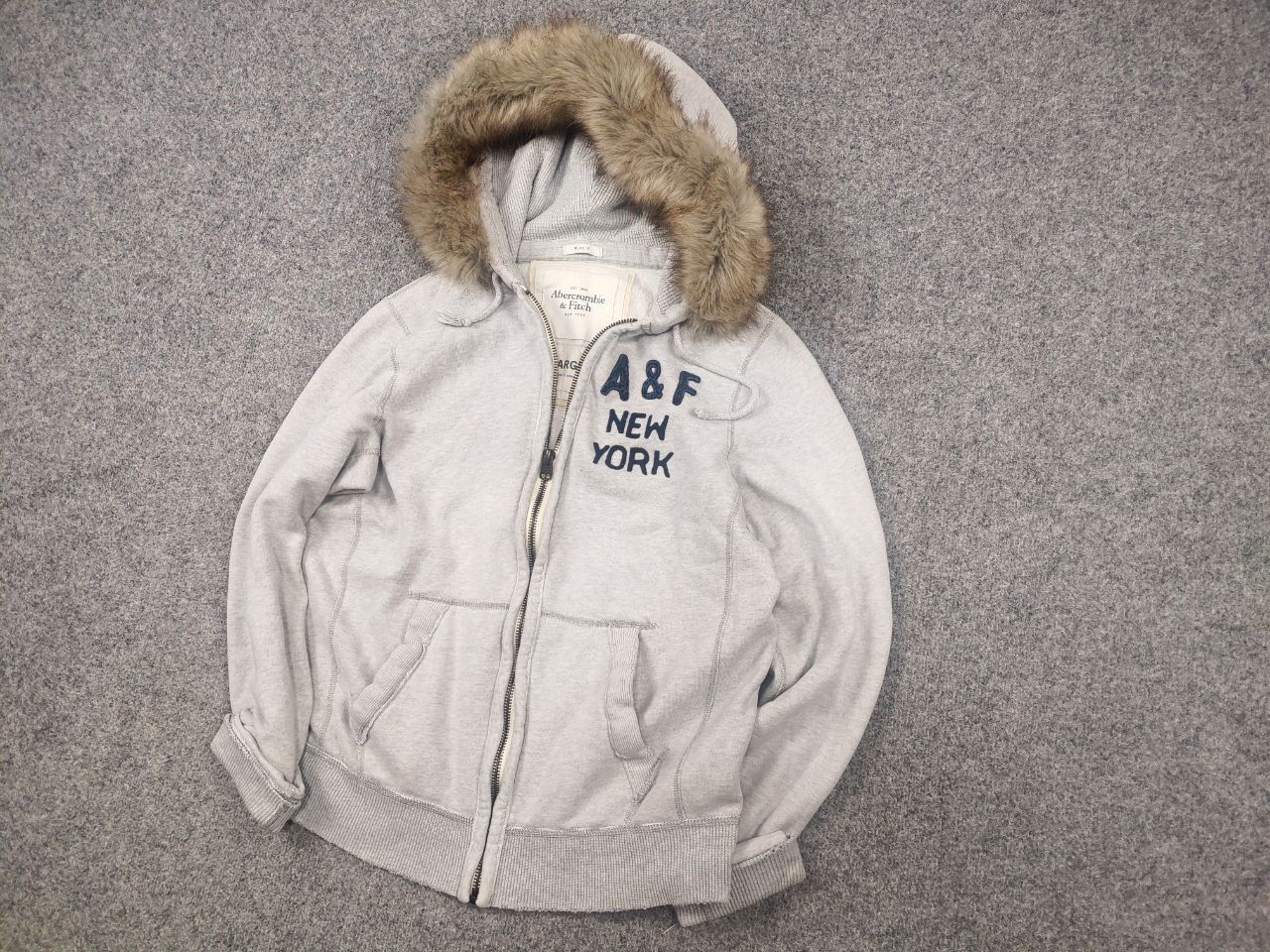 Abercrombie & Fitch Vintage Y2K Abercrombie If six was nine fur Zip Hoodie Opium Size US L / EU 52-54 / 3 - 3 Thumbnail