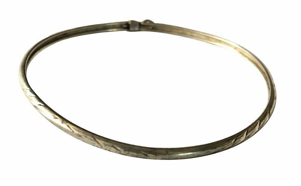 Designer Pre Owned Silver Bracelet. Size ONE SIZE - 2 Thumbnail