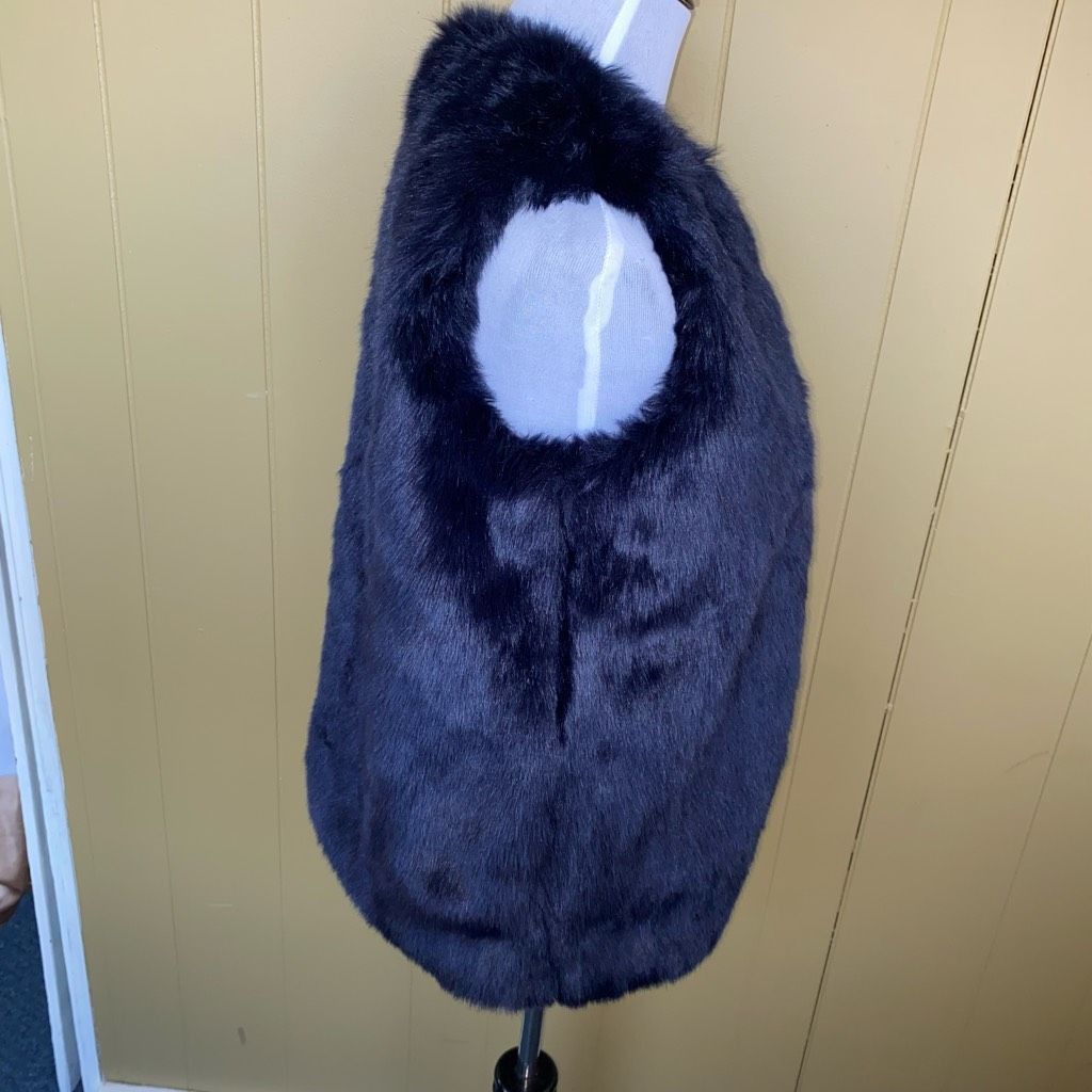 Other A New Day women S open front sleeveless faux fur jacket navy Size S / US 4 / IT 40 - 3 Thumbnail