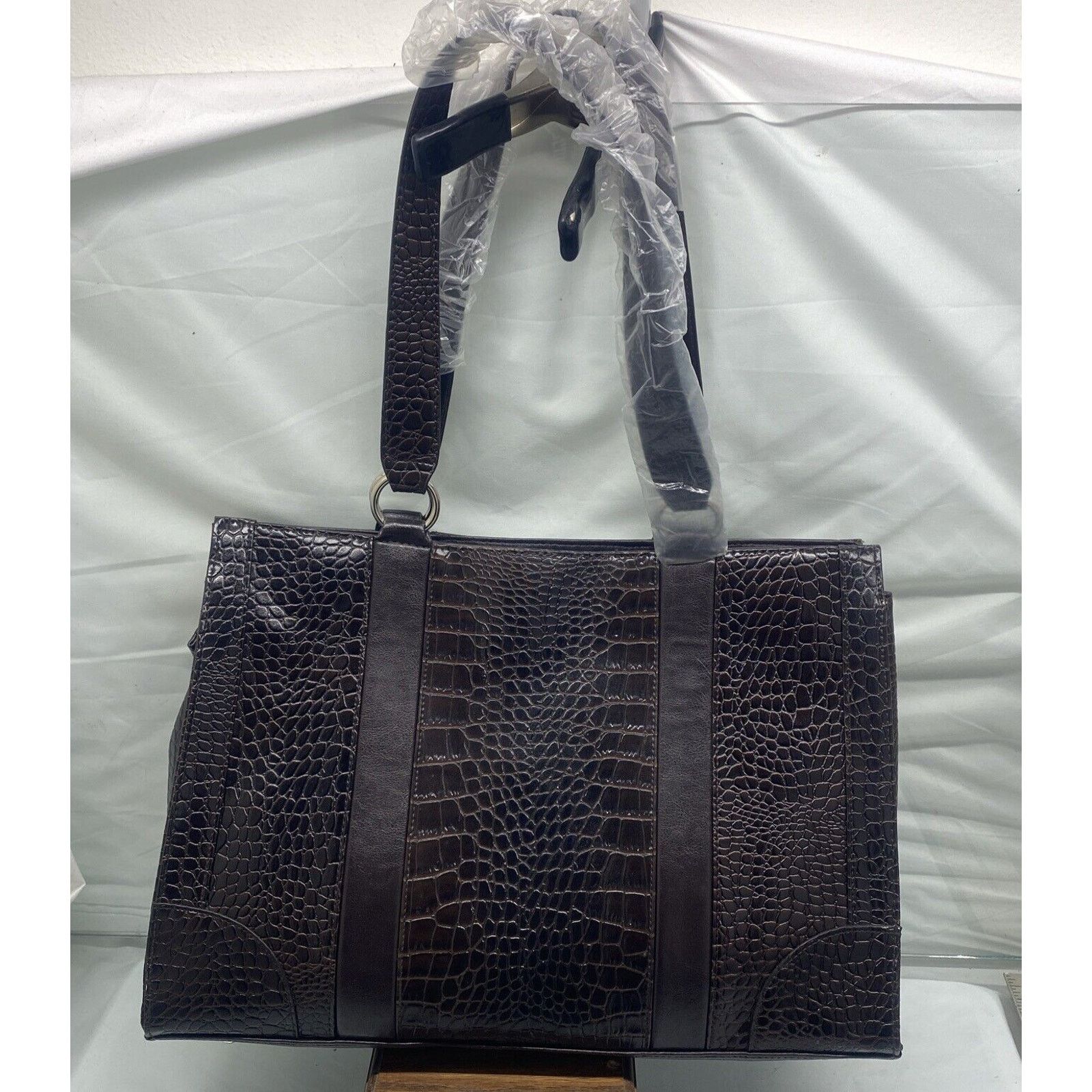 Coldwater Creek Coldwater Creek Faux Crocodile Leather Shoulder bag NEW Size ONE SIZE - 3 Thumbnail