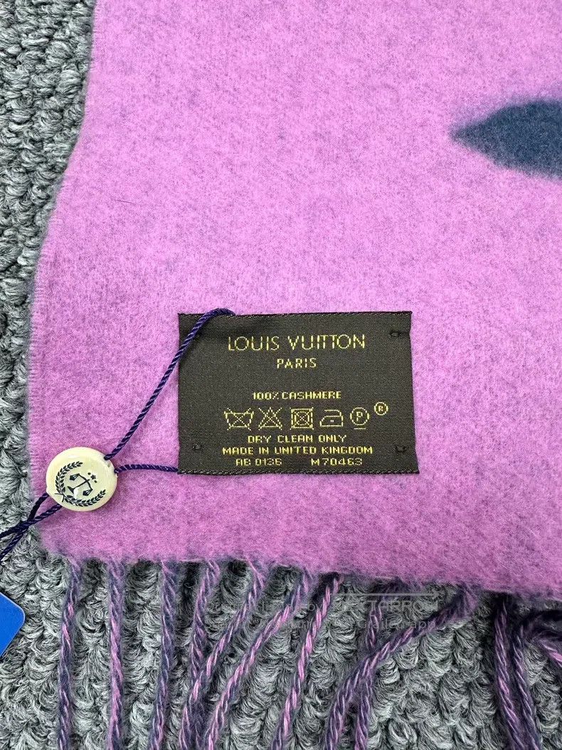 Louis Vuitton Louis Vuitton Blue pink double-sided full logo cashmere fr Size ONE SIZE - 4 Thumbnail