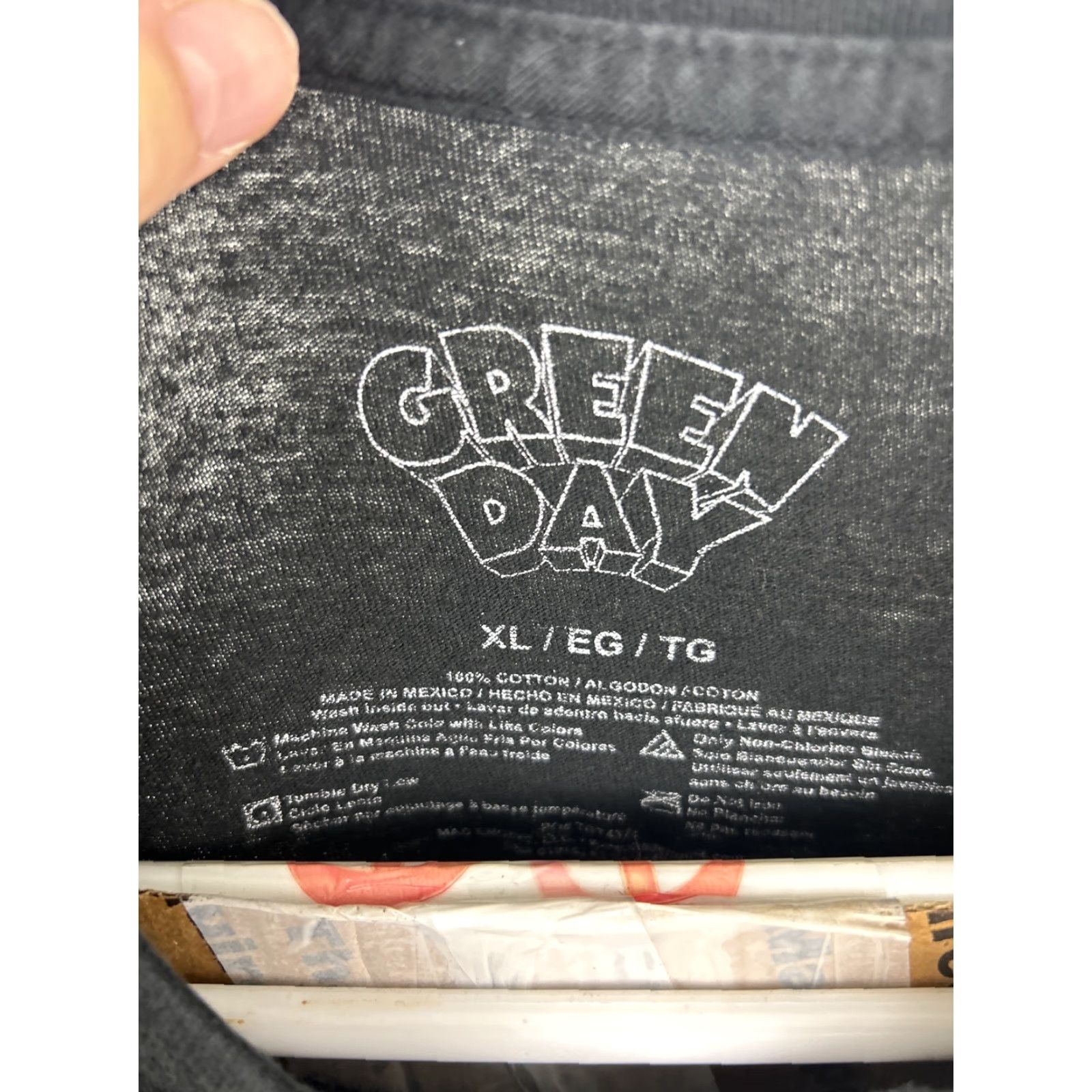 Mad Engine Green Day Band Dookie T-Shirt Mens XL Mad Engine Black Short Sleeve Size US XL / EU 56 / 4 - 7 Thumbnail