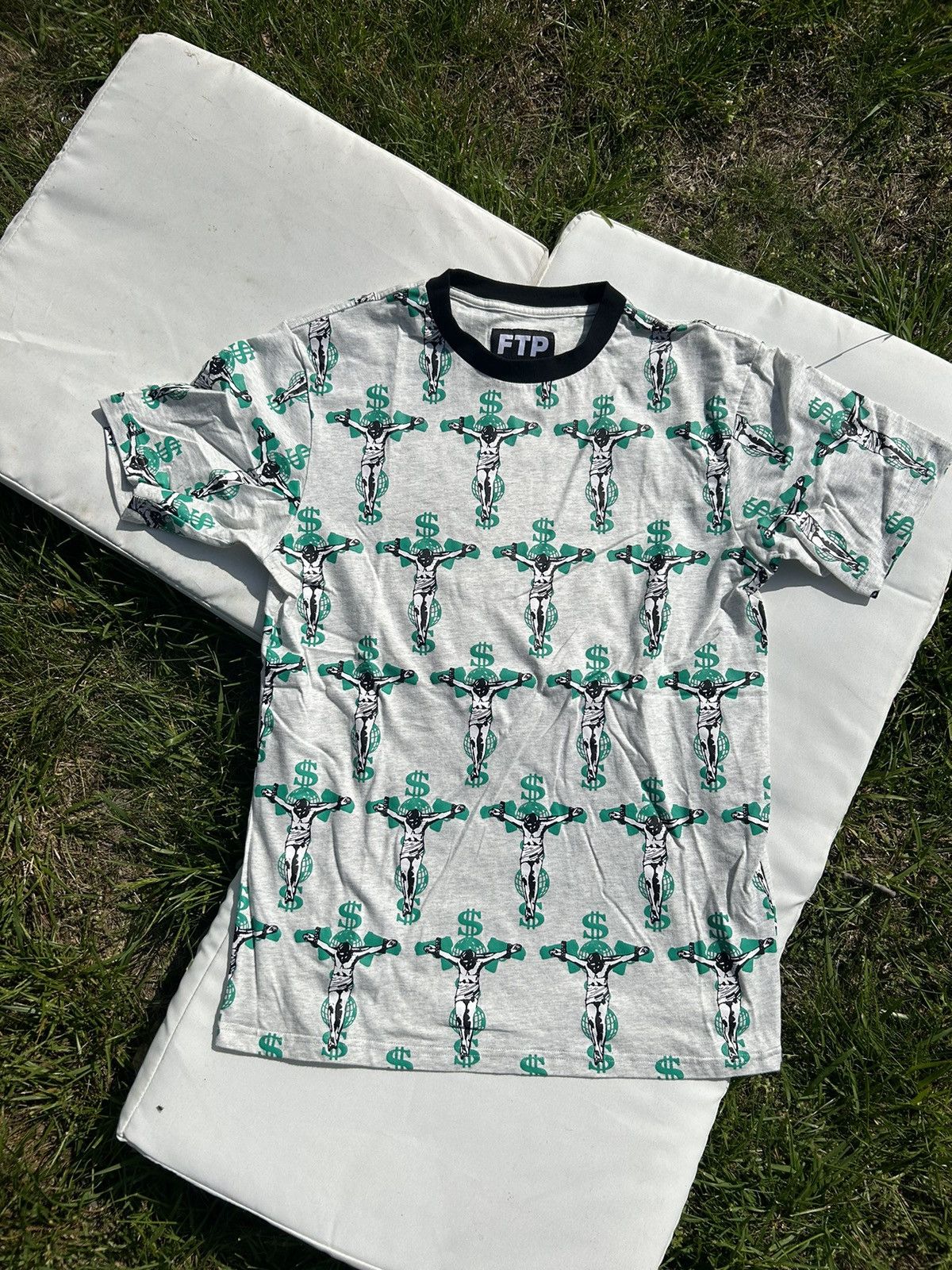 Fuck The Population FTP - Crucifix Ash T Shirt - Medium Size US M / EU 48-50 / 2 - 1 Thumbnail