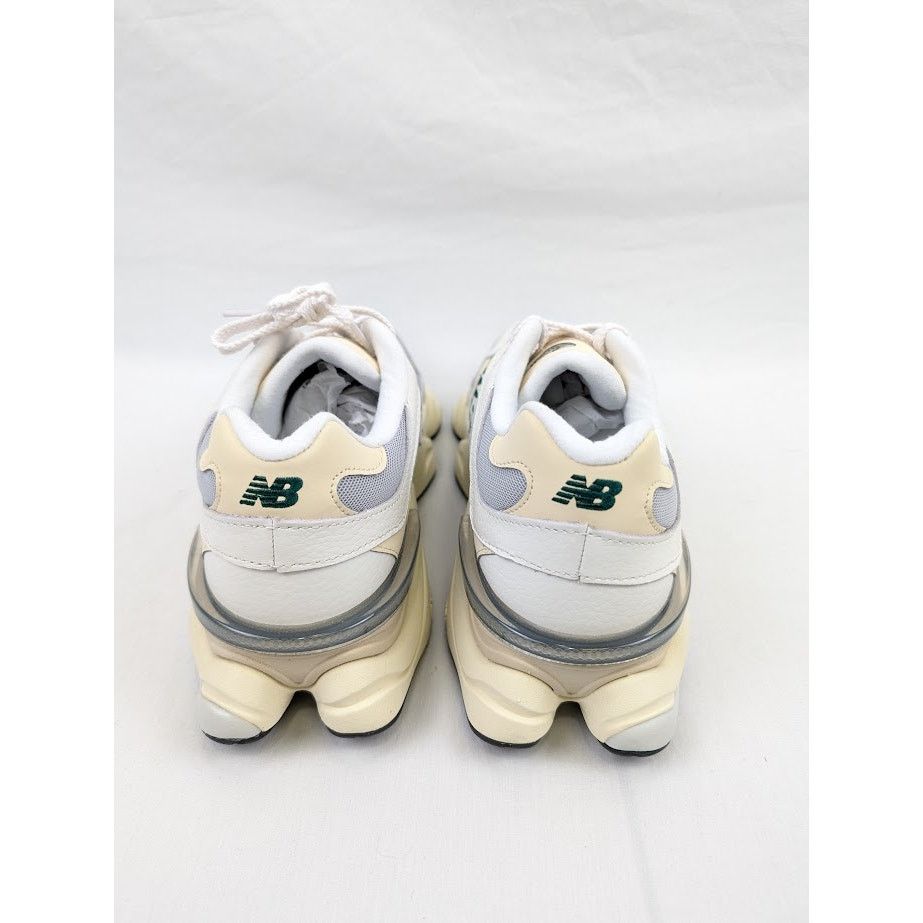 New Balance o1rshd1 Low-Top Sneakers in Off White Size US 10 / EU 43 - 19 Thumbnail