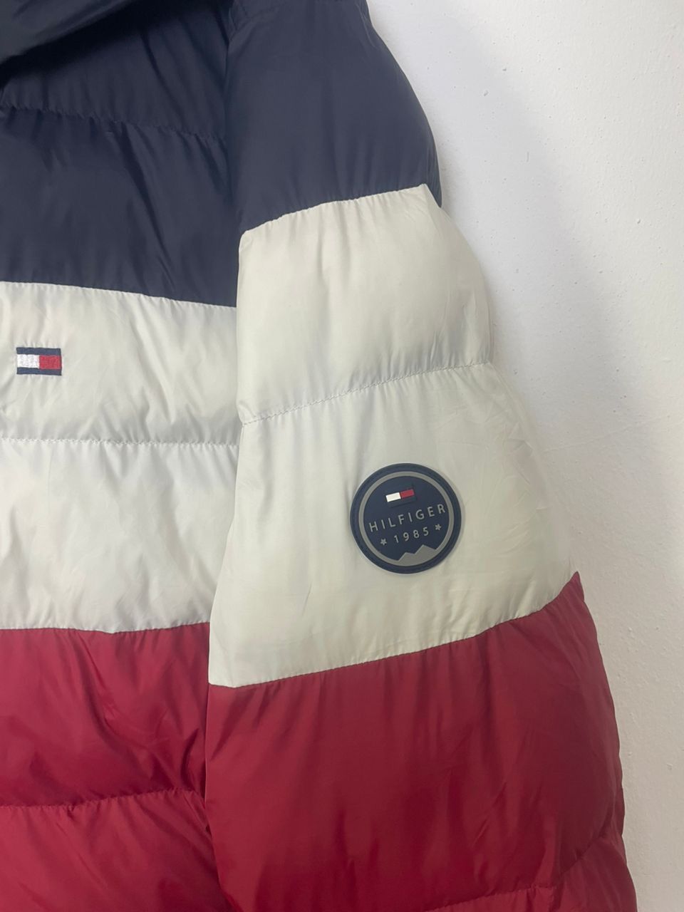 Tommy Hilfiger Tommy Hilfiger Down Jacket Jacket Size US L / EU 52-54 / 3 - 4 Thumbnail