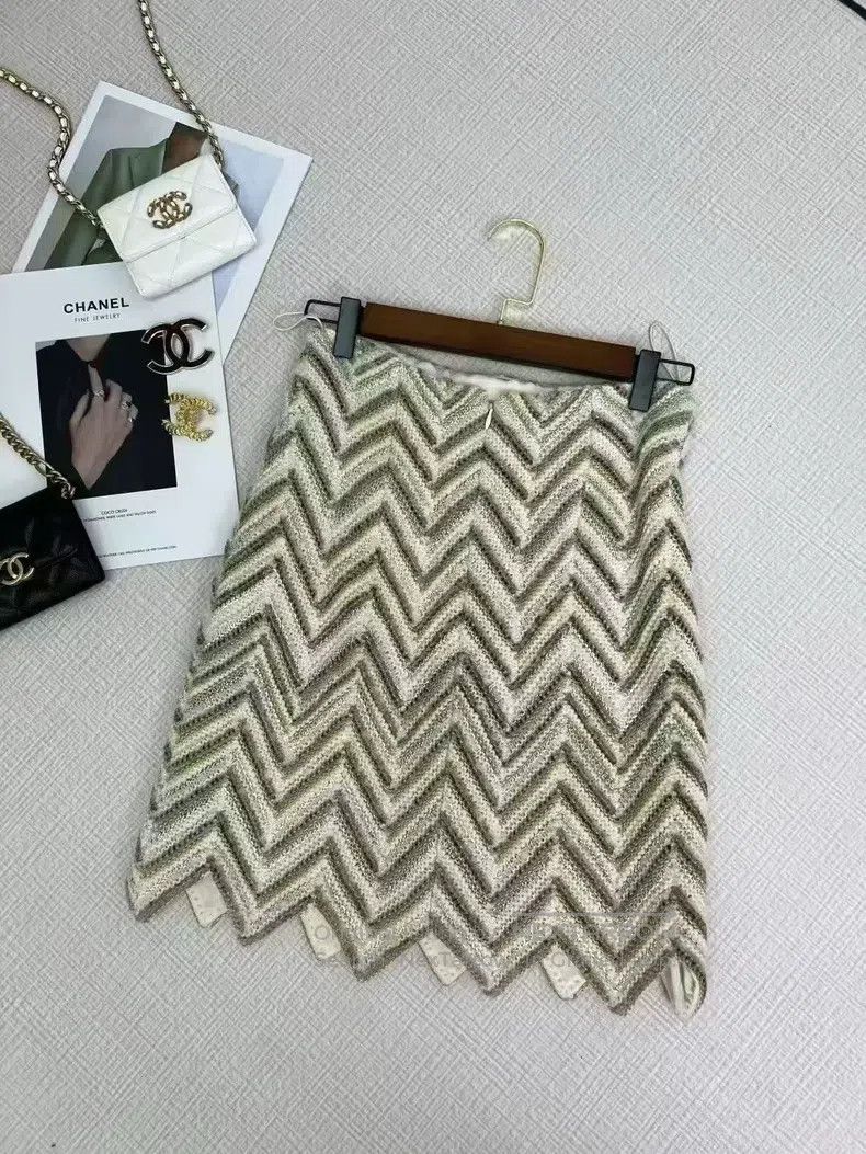 Chanel Chanel Hamburg series organised skirt Size 24" / US 00 / IT 34 - 3 Thumbnail