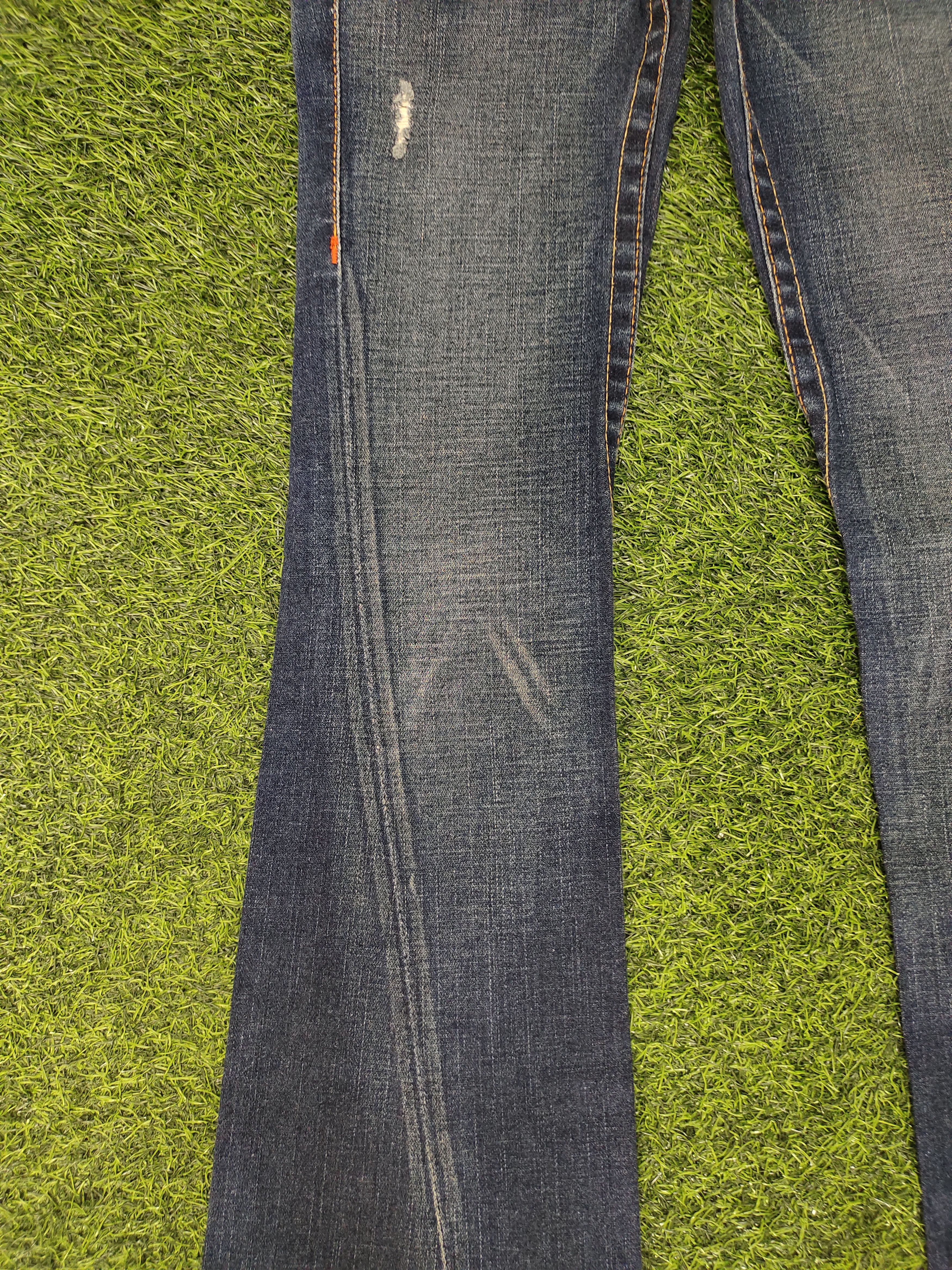 True Religion Flare Jeans True Religion Distress Low Rise Denim Bootcut Size 26" / US 2 / IT 38 - 7 Thumbnail