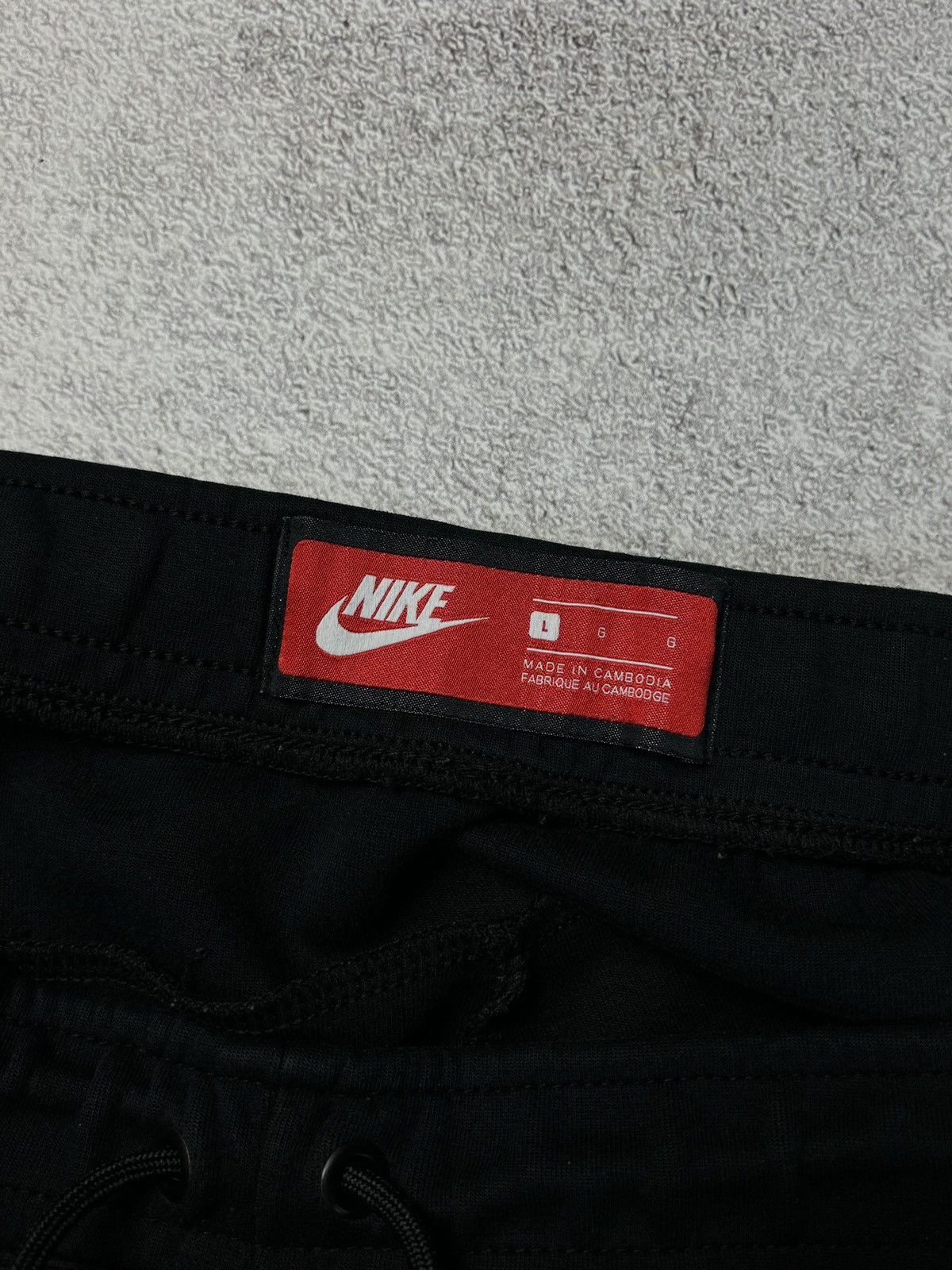 Nike Nike Tech Fleece Black Jogger Sweatpants Streetwear(2019) Size US 36 / EU 52 - 7 Thumbnail