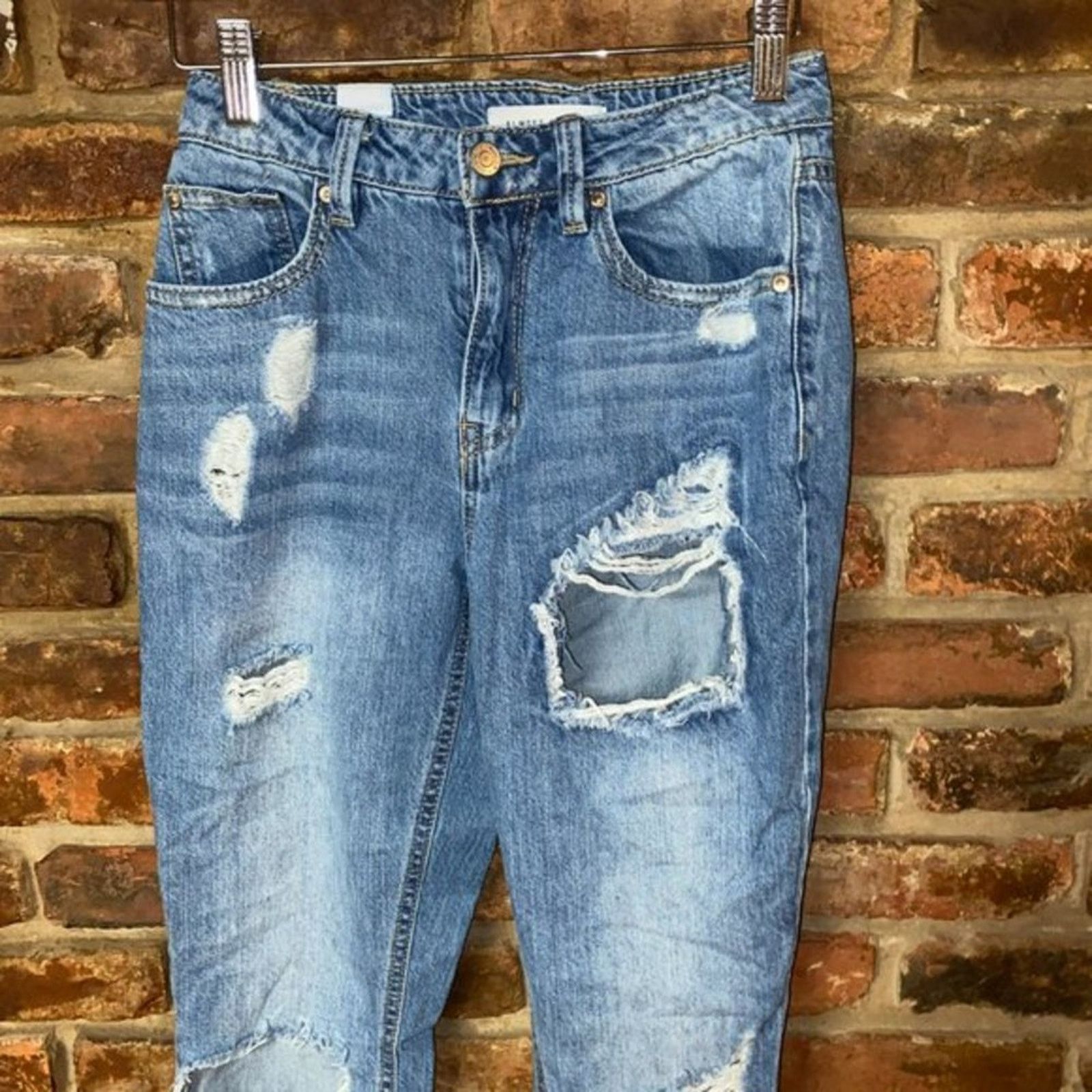 Almost Famous Almost Famous Distressed Denim Cropped Skinny Jeans 0 Size 25" / US 0 / IT 36 - 5 Thumbnail