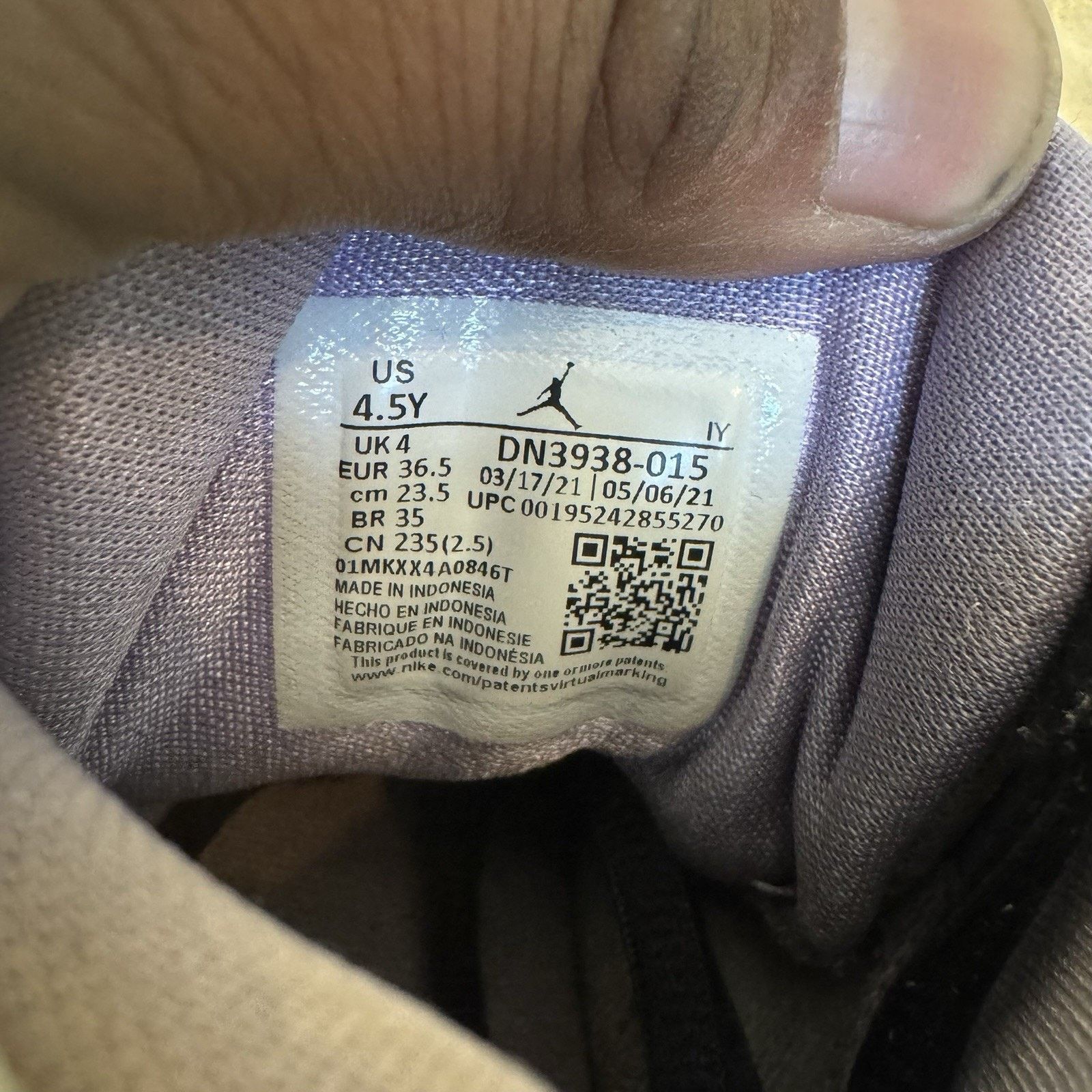 Jordan Brand Size 6W/4.5 (GS) - Jordan 13 Retro Mid Houndstooth Size US 6 / IT 36 - 6 Thumbnail
