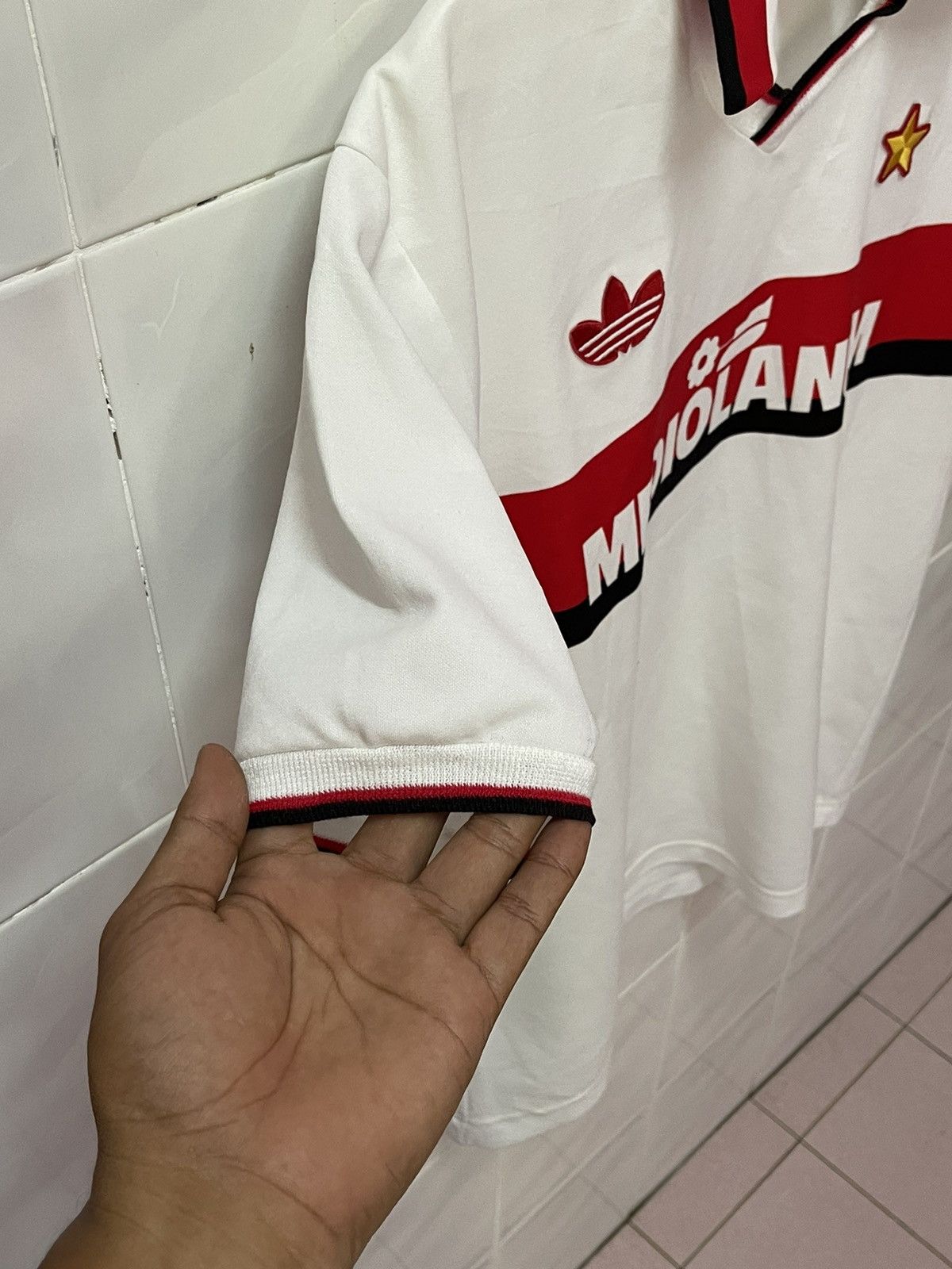 Vintage Vintage 90s Ac Milan Very Rare🔥🔥 Size US M / EU 48-50 / 2 - 7 Thumbnail