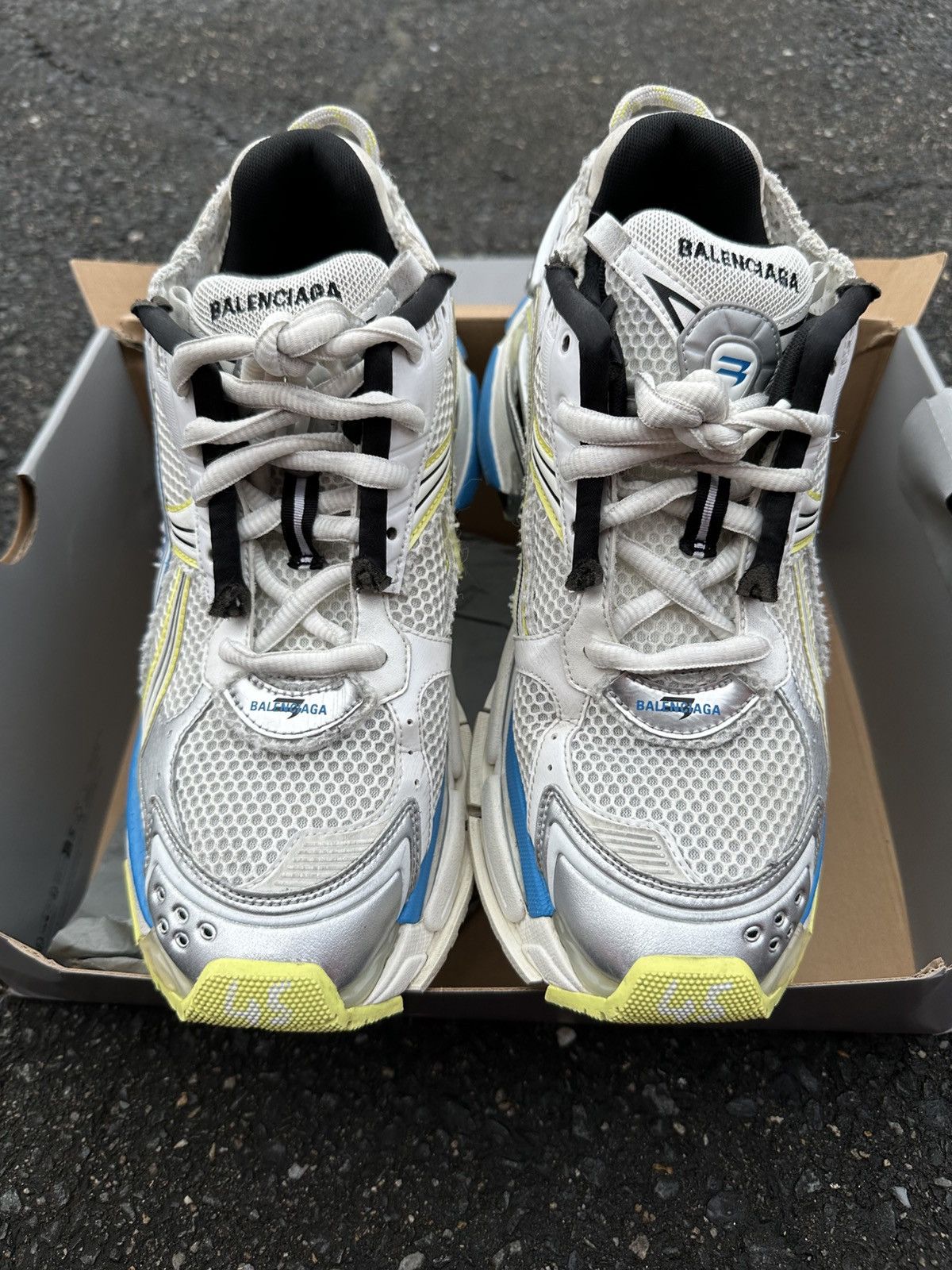 Balenciaga Balenciaga Runner Grey/Blue Size US 12 / EU 45 - 19 Thumbnail