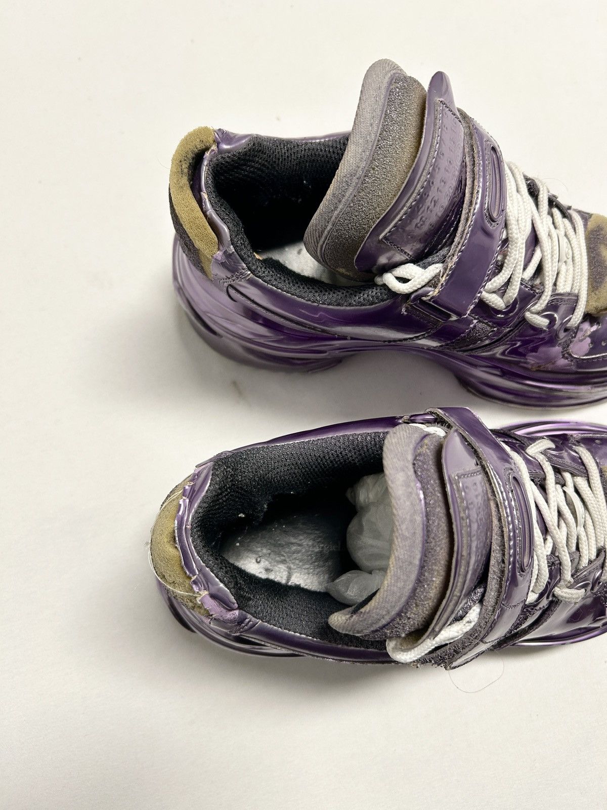 Maison Margiela 2008 Retro Fit Purple Metallic Platform Sneaker Size US 6 / EU 39 - 6 Thumbnail
