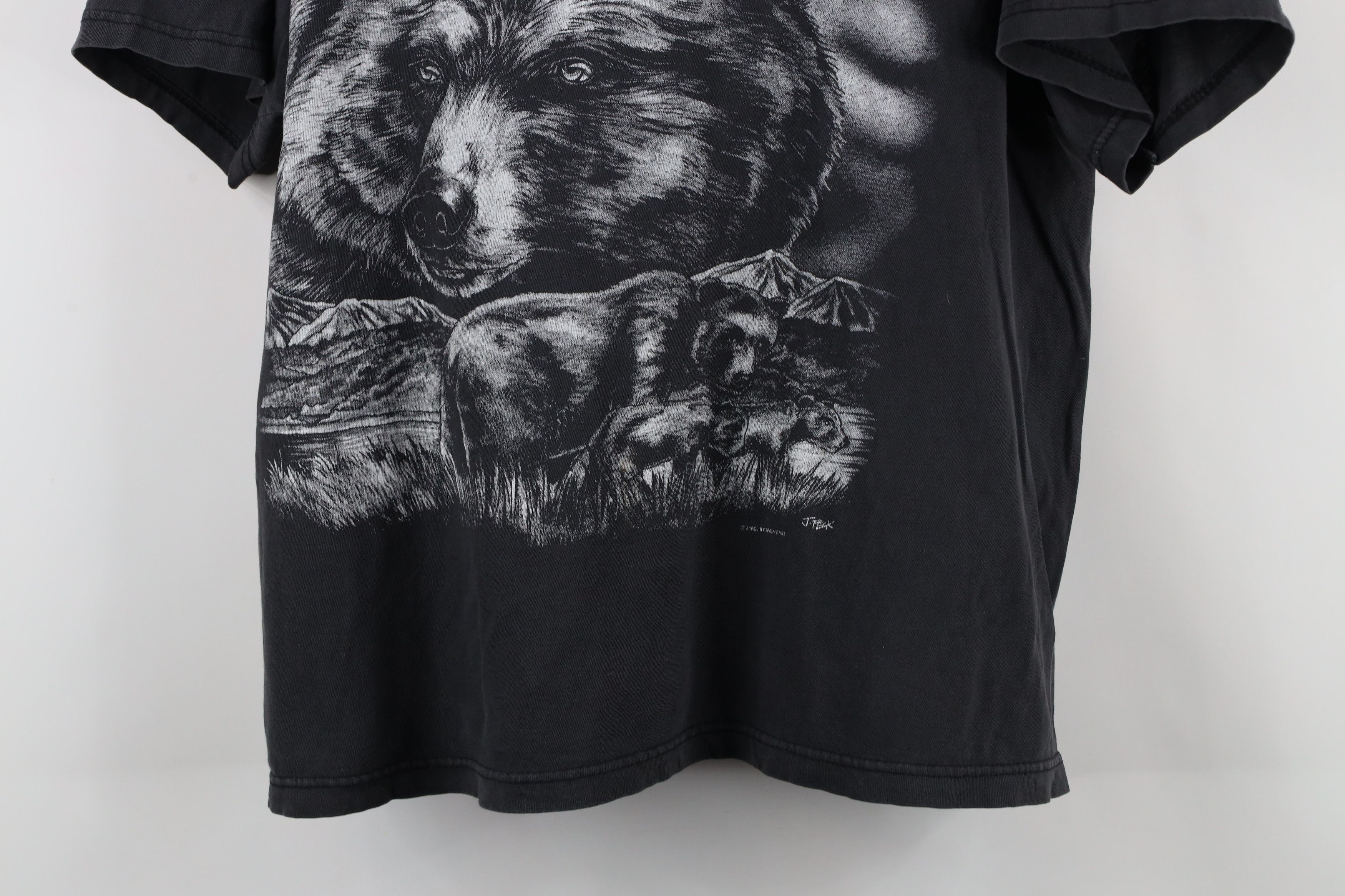 Vintage Vintage 90s Streetwear Nature Bear All Over Print T-Shirt Size US L / EU 52-54 / 3 - 3 Thumbnail