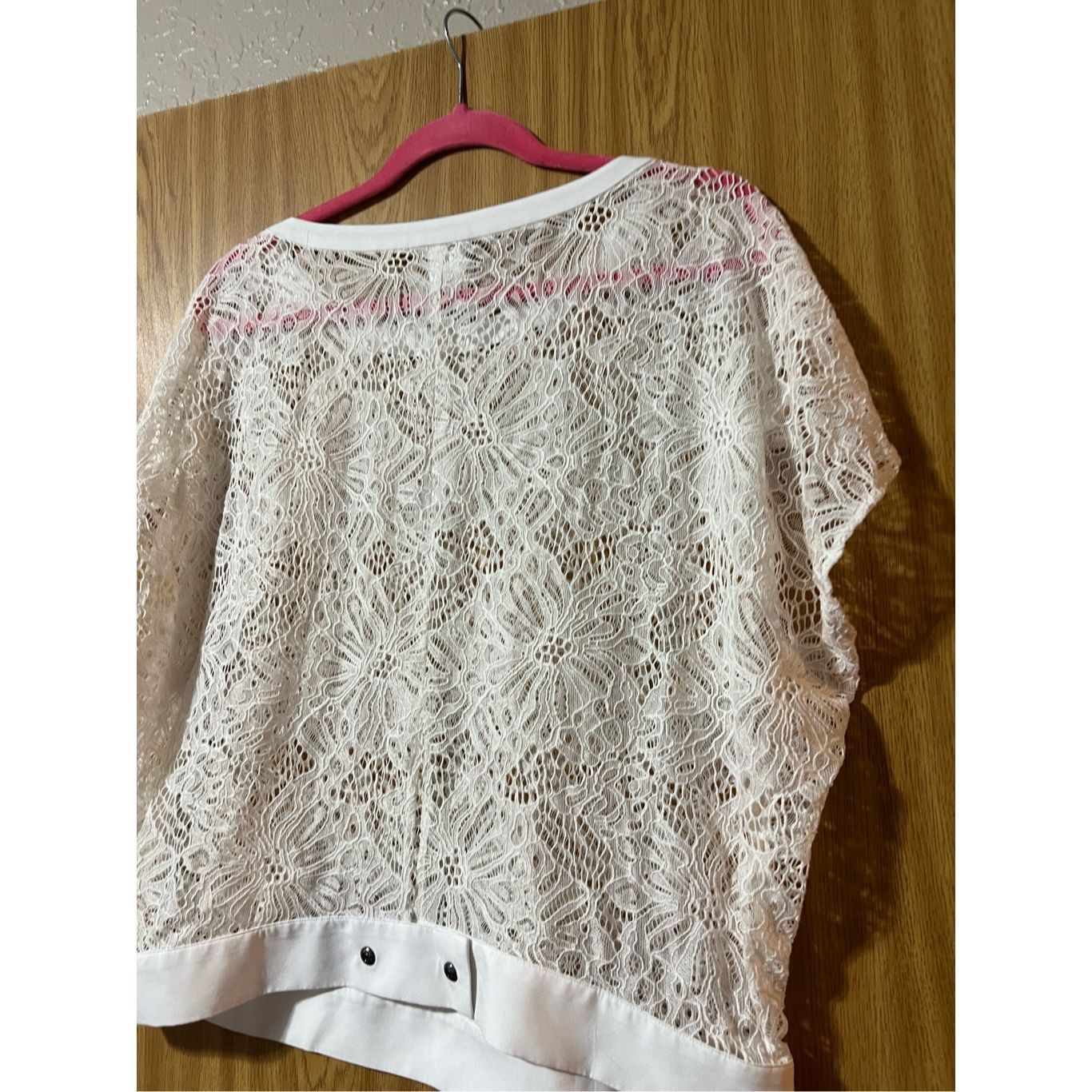 Other Cabi White Lace Top Woman’s Size Medium See Through Top Size M / US 6-8 / IT 42-44 - 7 Thumbnail