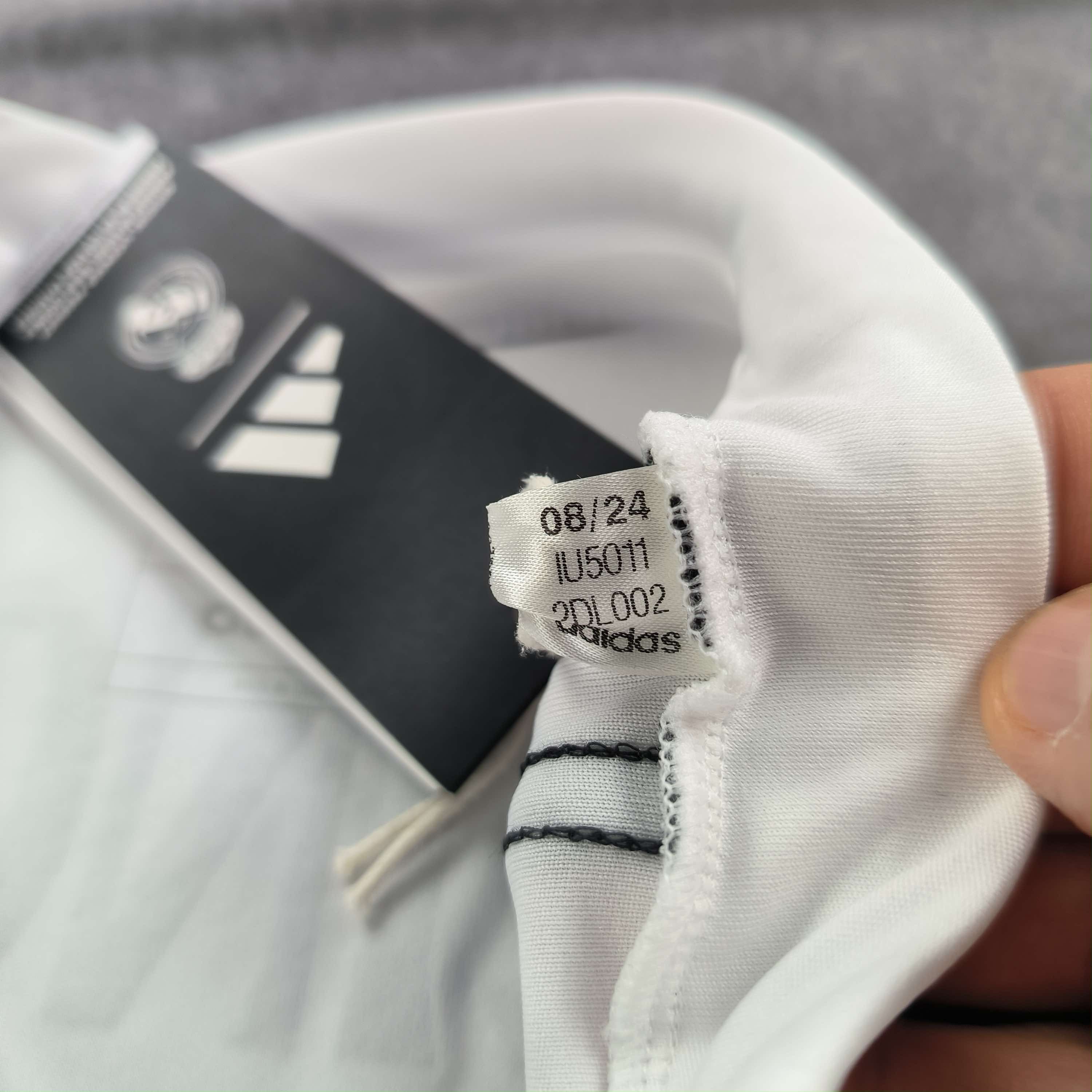 Adidas NEW Real Madrid 24-25 home UCL Bellingham football jersey M Size US M / EU 48-50 / 2 - 9 Thumbnail