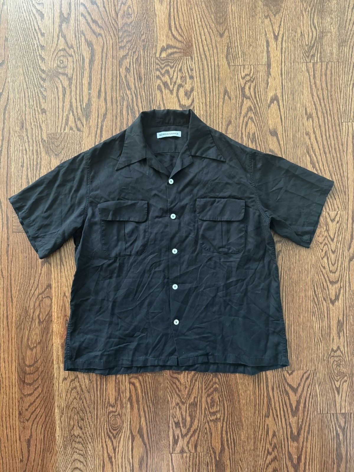 No Maintenance Black Short Sleeve Button up shirt Size M