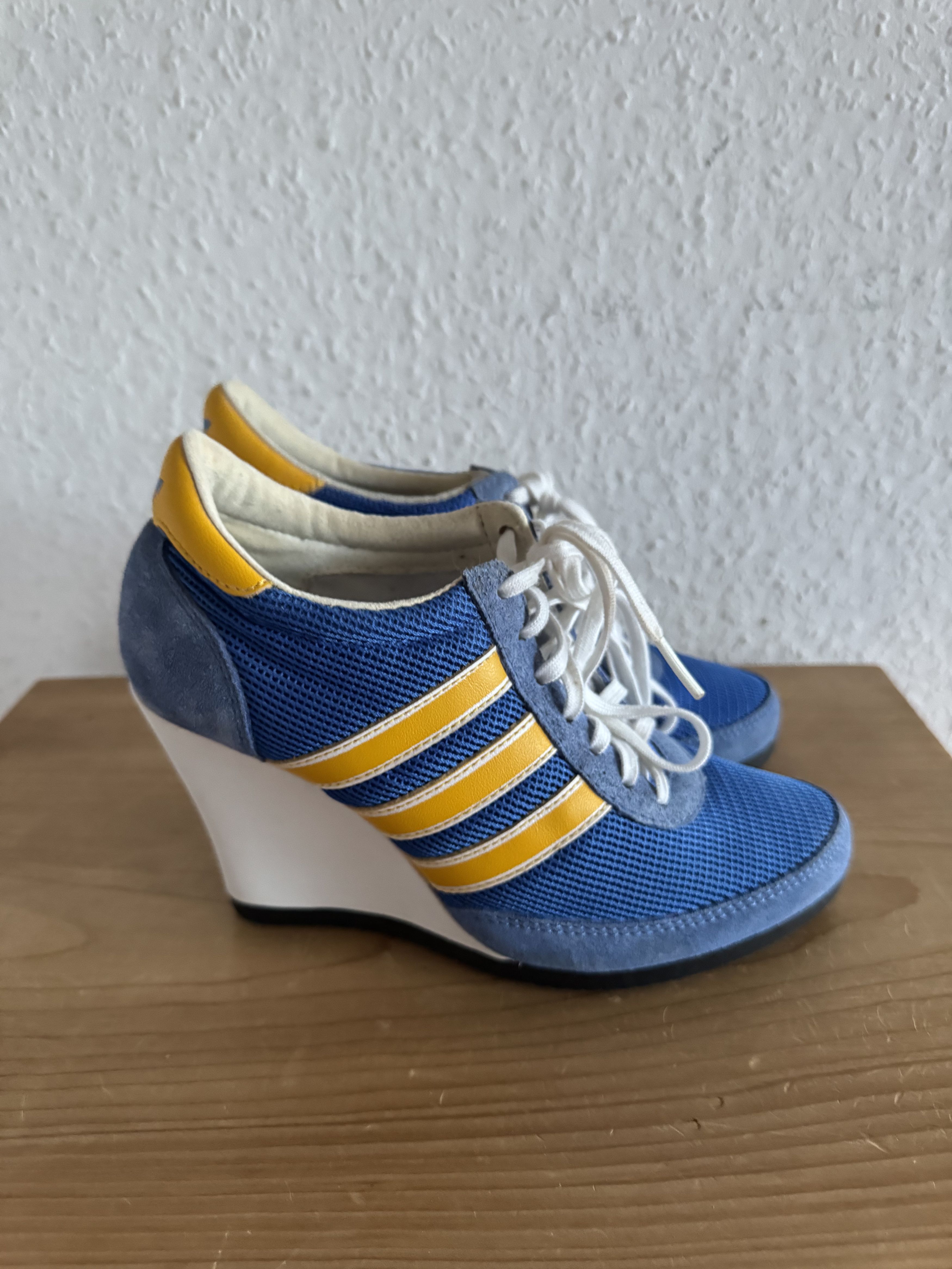 Adidas × Jeremy Scott JS Arrow Wedge True Blue Size US 6 / IT 36 - 3 Thumbnail