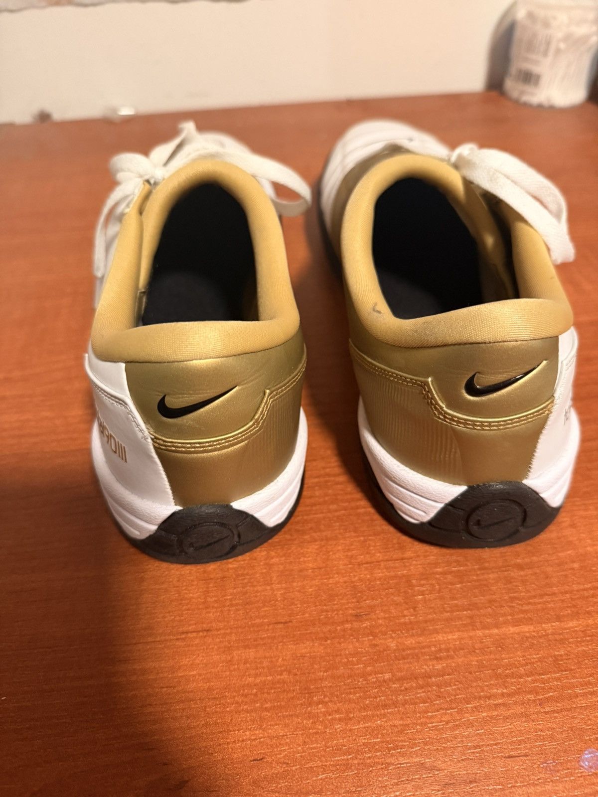 Nike White metallic total 90 Size US 11.5 / EU 44-45 - 4 Thumbnail