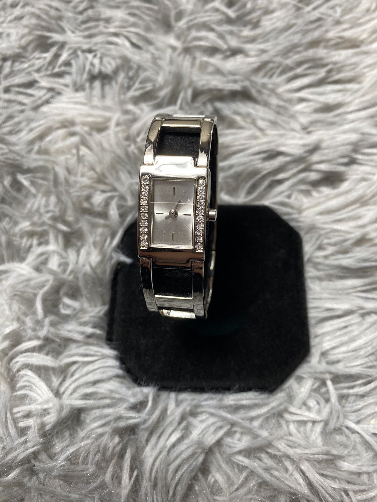 Vintage Elegant Silver Bracelet Watch - Japanese Brand Size ONE SIZE - 7 Thumbnail