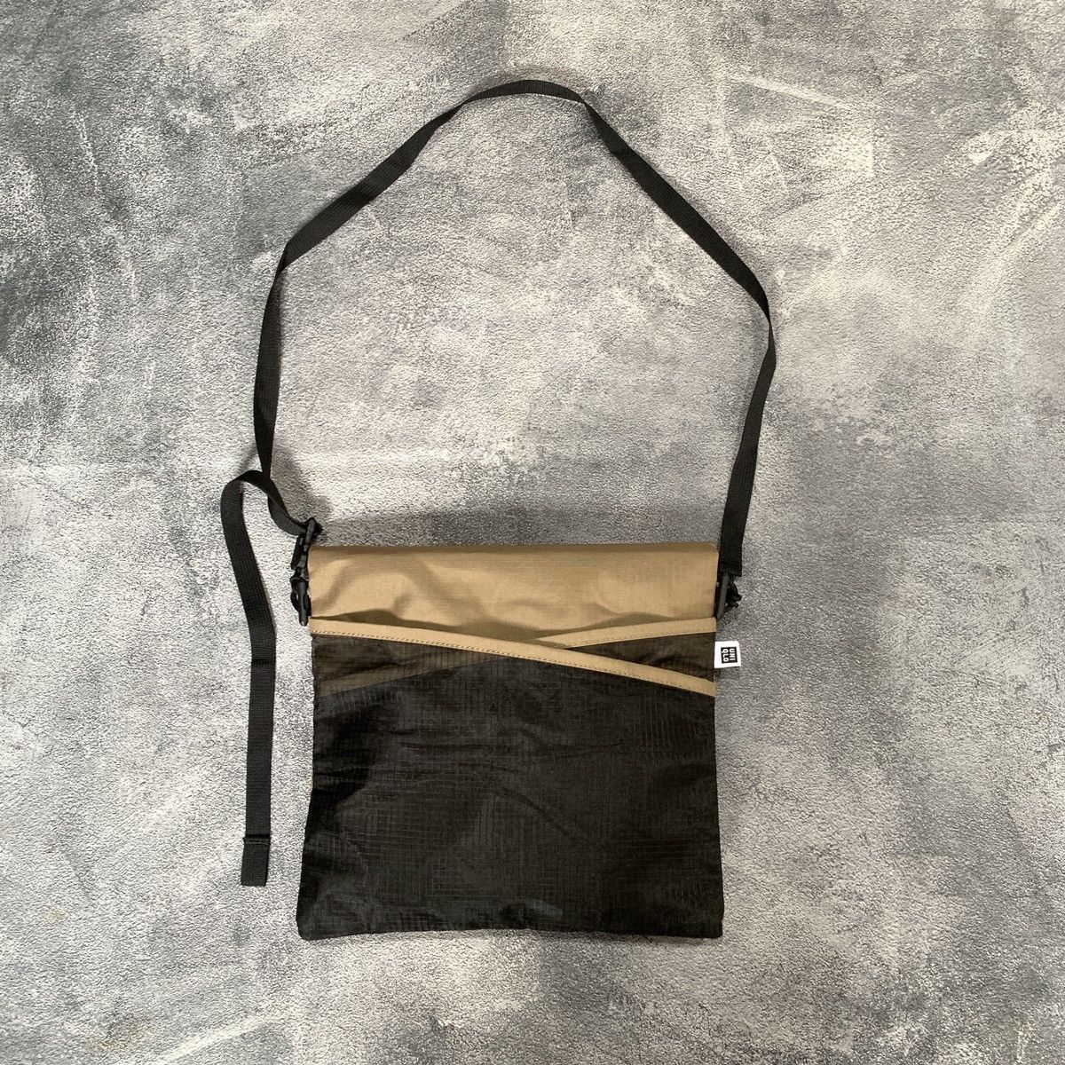 Heritage x Uniqlo slingbag