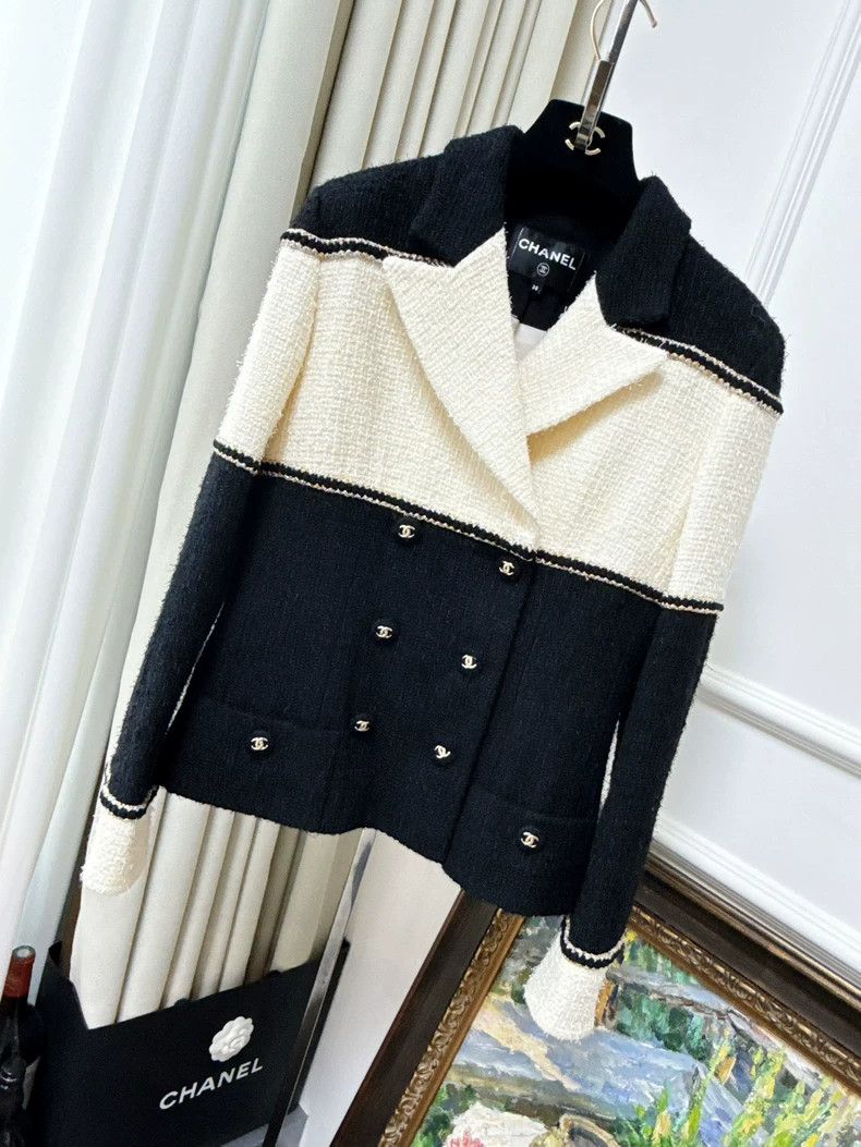 Chanel Chanel 20A Black and White Color Block Double-Breasted Woven Coat - dmc Size US M / EU 48-50 / 2 - 1 Thumbnail