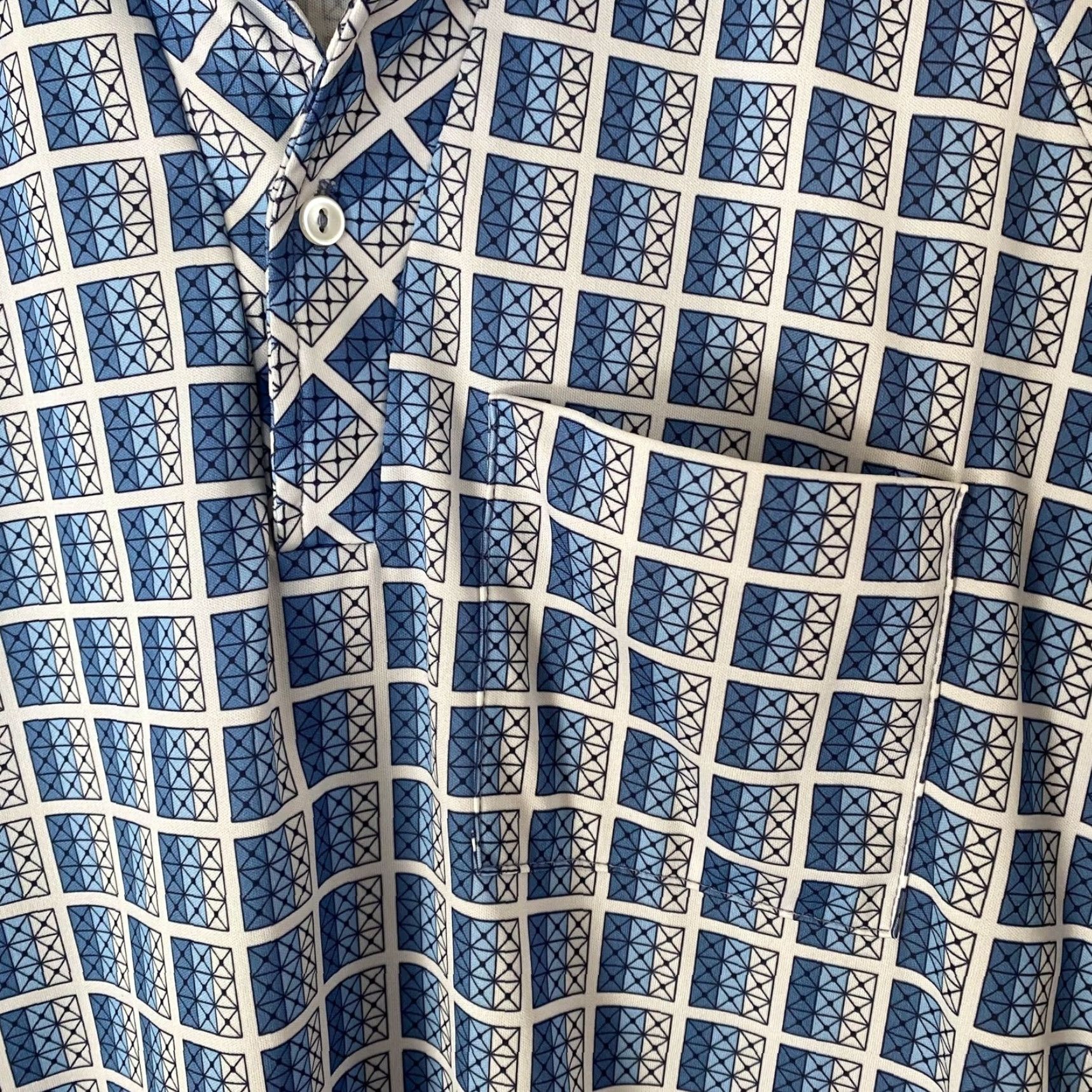 Vintage VINTAGE Lily Daché Polo Shirt Blue Geometric Men's M Short-Sleeve Button-Up Size US M / EU 48-50 / 2 - 7 Thumbnail