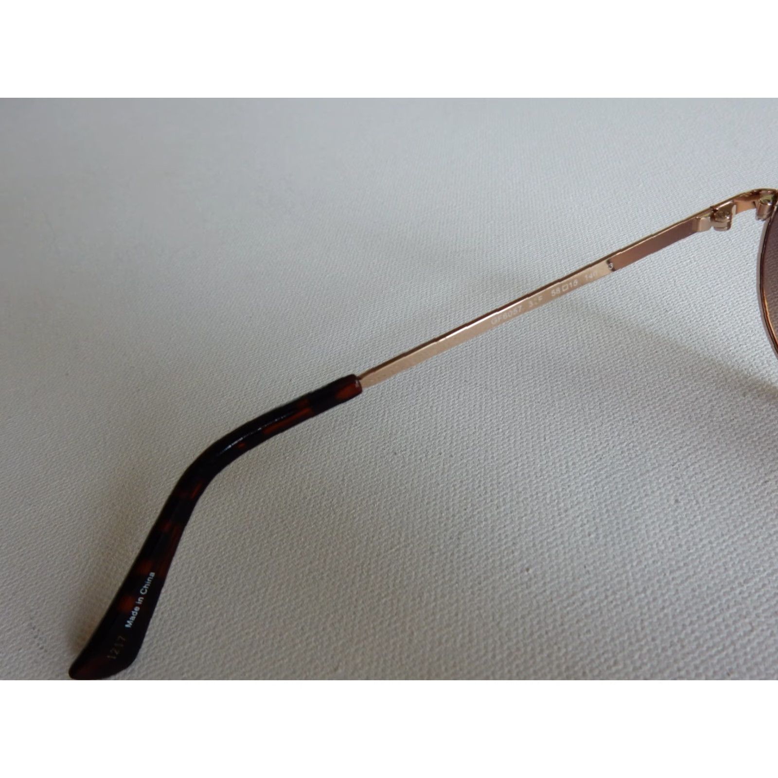 Guess GUESS Women Aviator Sunglasses 58x15mm Gold Glitter 2010s Accessories Size ONE SIZE - 5 Thumbnail