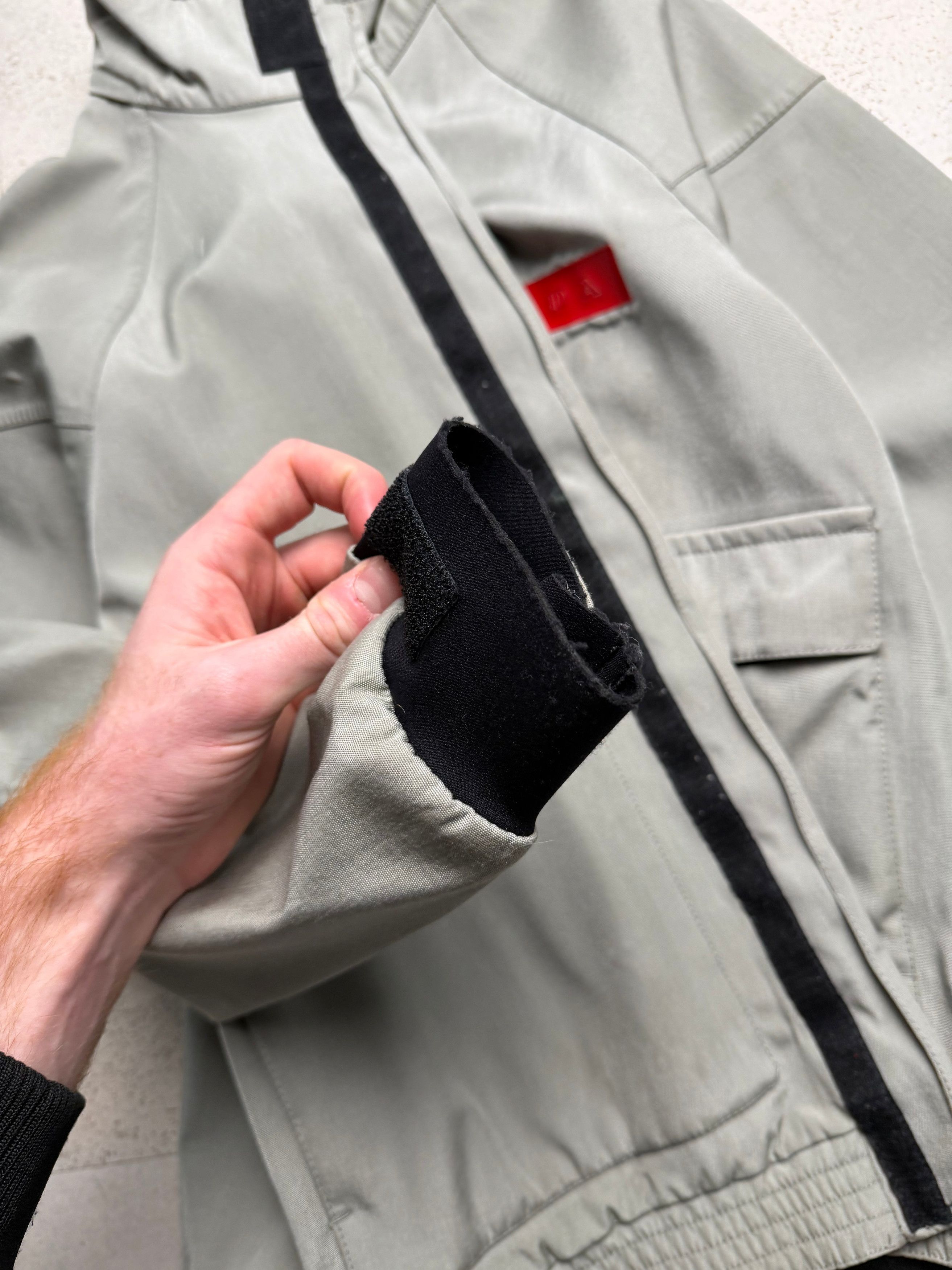 Prada Prada Sport Luna Rossa Jacket (L) Size US L / EU 52-54 / 3 - 9 Thumbnail