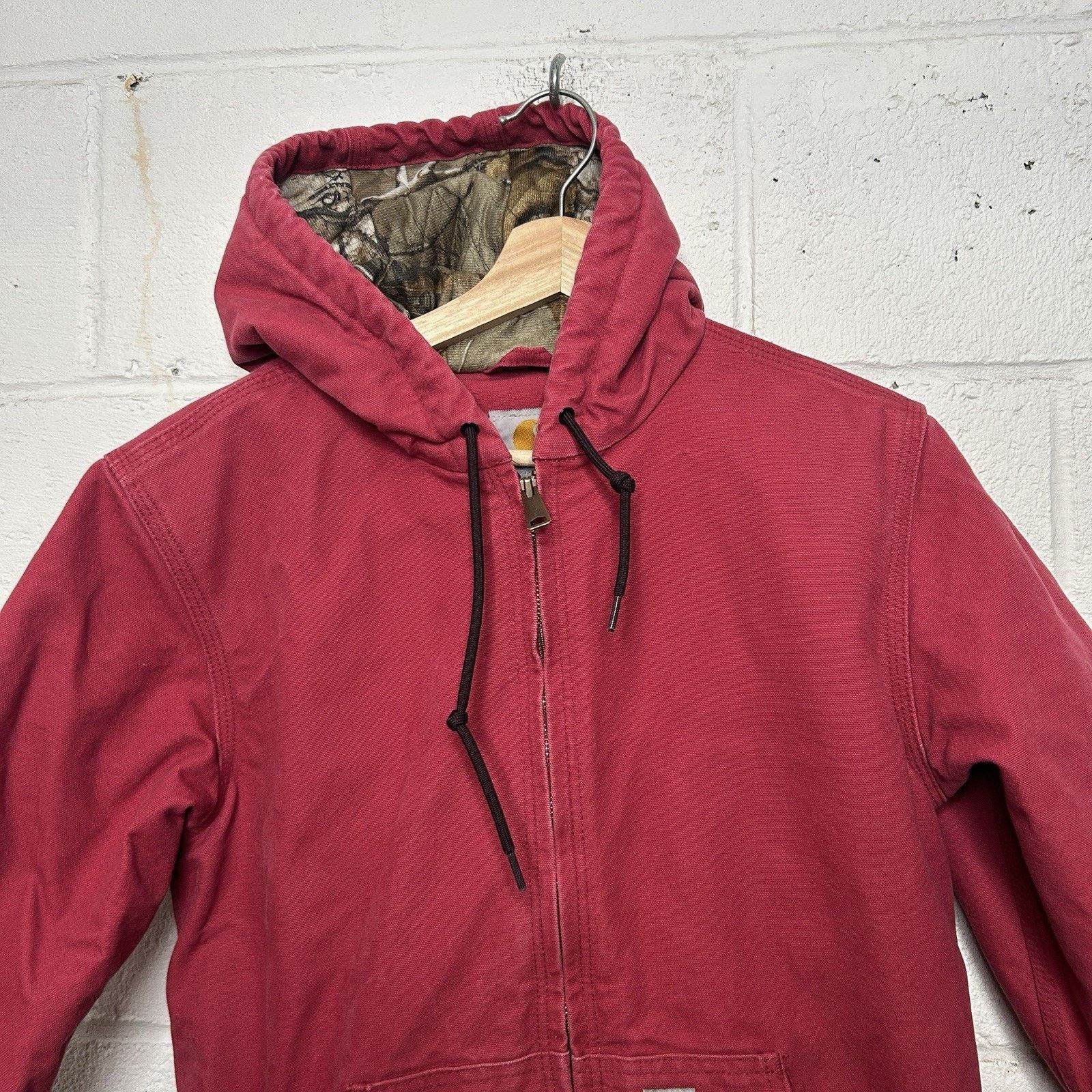 Carhartt Carhartt Quilted Camo-Lined Hooded Active Jacket “Crabapple” Size S / US 4 / IT 40 - 4 Thumbnail