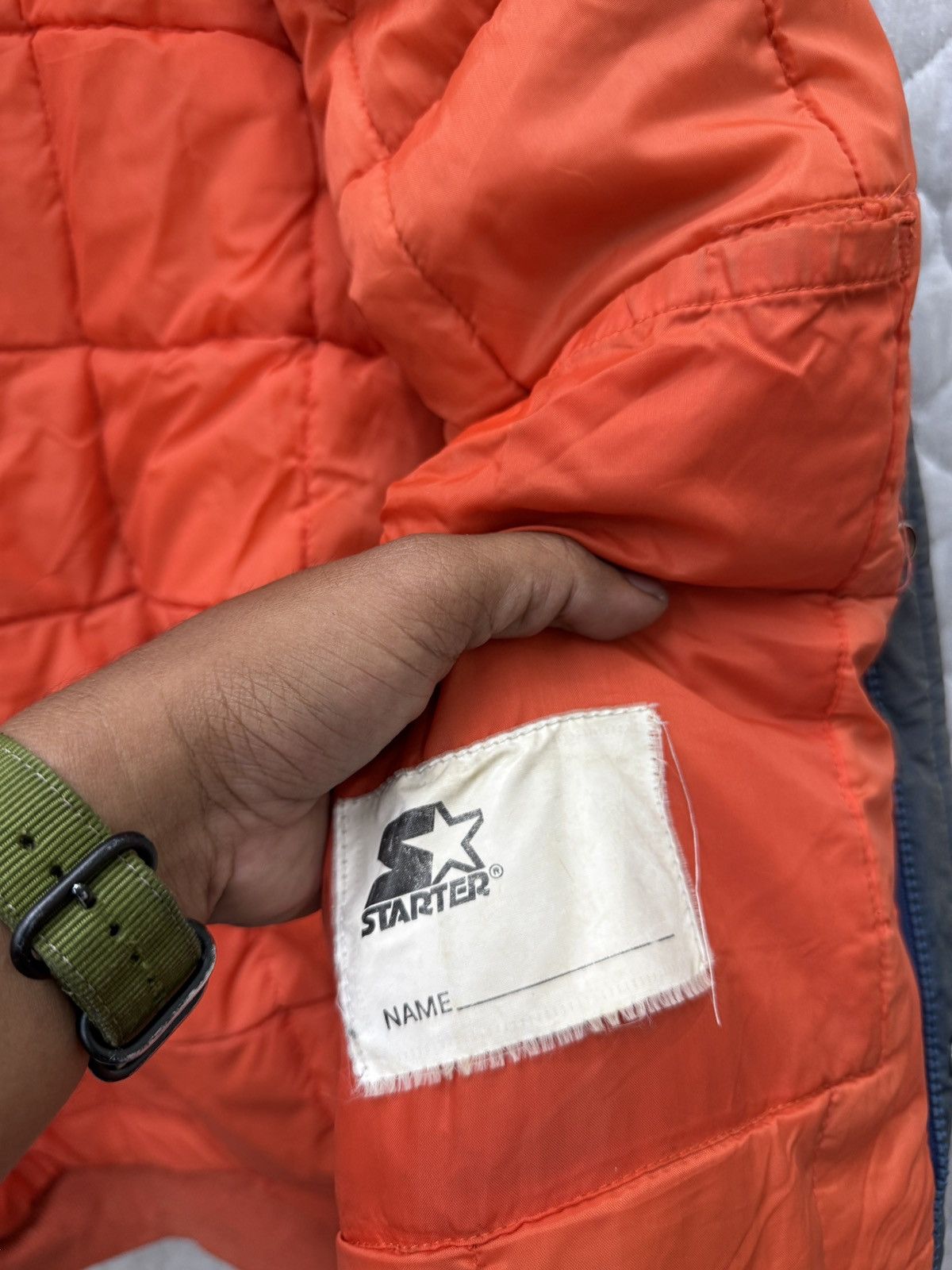 Starter 💥💥🔥STEALS VTG NFL STARTER BEARS SUNFADED JACKET Size US L / EU 52-54 / 3 - 10 Thumbnail
