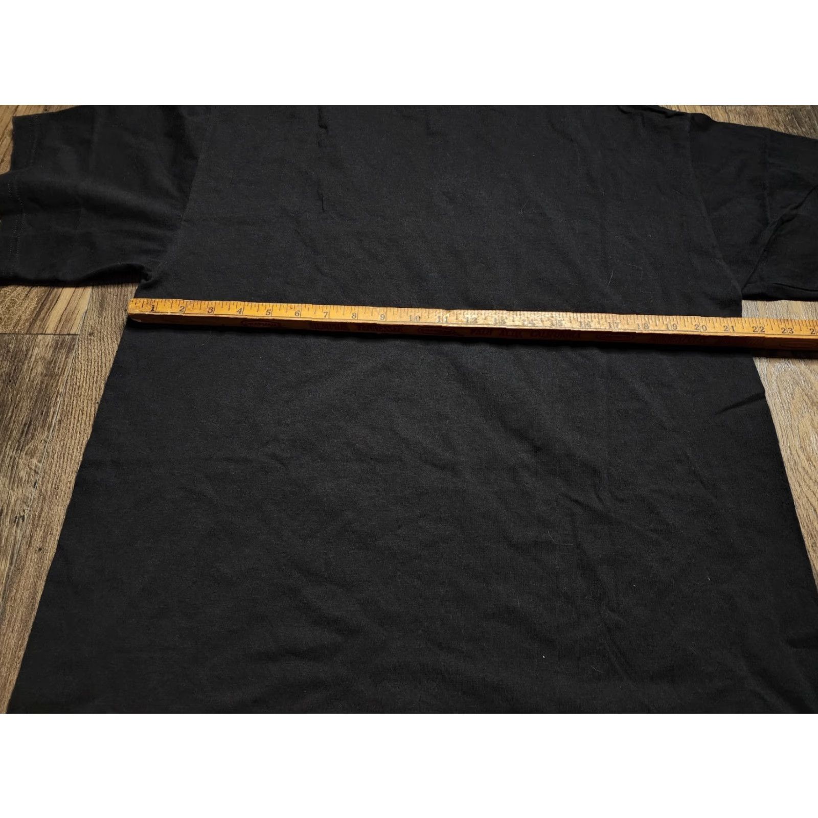 Jerzees VINTAGE TND Las Vegas T Shirt Mens XL Black Embroidered Logo 90s Dolphin Ocean USA Made Crew Neck Short Sleeve Shirt Men Size US XL / EU 56 / 4 - 2 Thumbnail