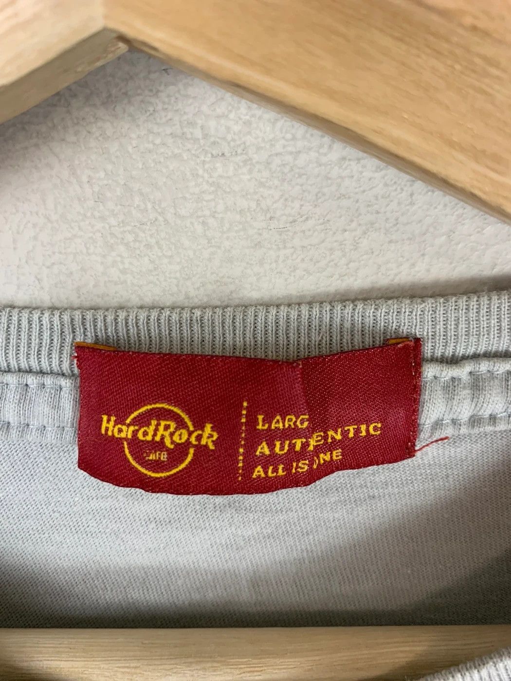 Vintage Vintage Hard Rock Buenos Aires Tee Size US L / EU 52-54 / 3 - 1 Thumbnail