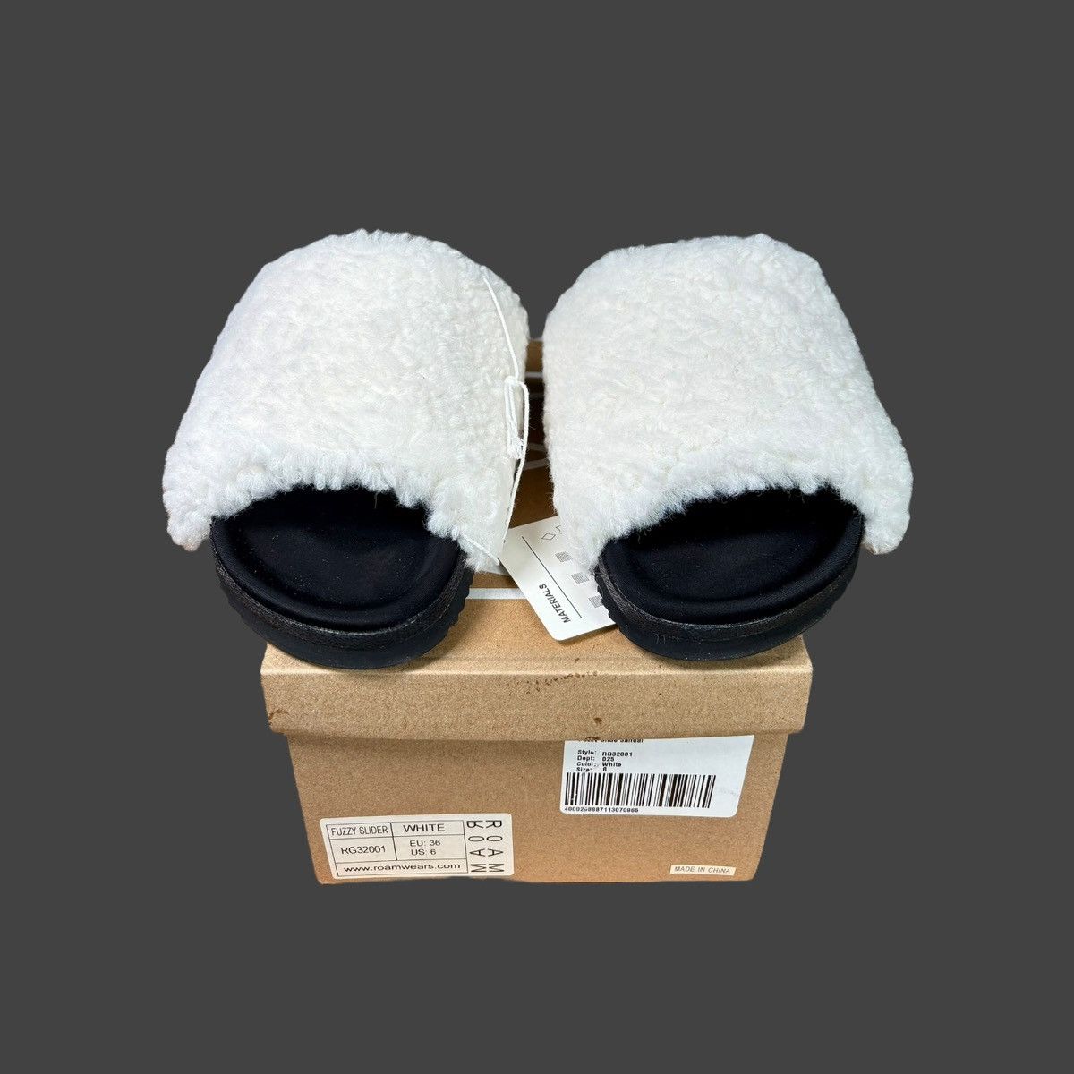 Other Roam Black Fuzzy Slide Sandals Faux White Fur Sz 5.5 -6 Size US 5.5 / IT 35.5 - 7 Thumbnail