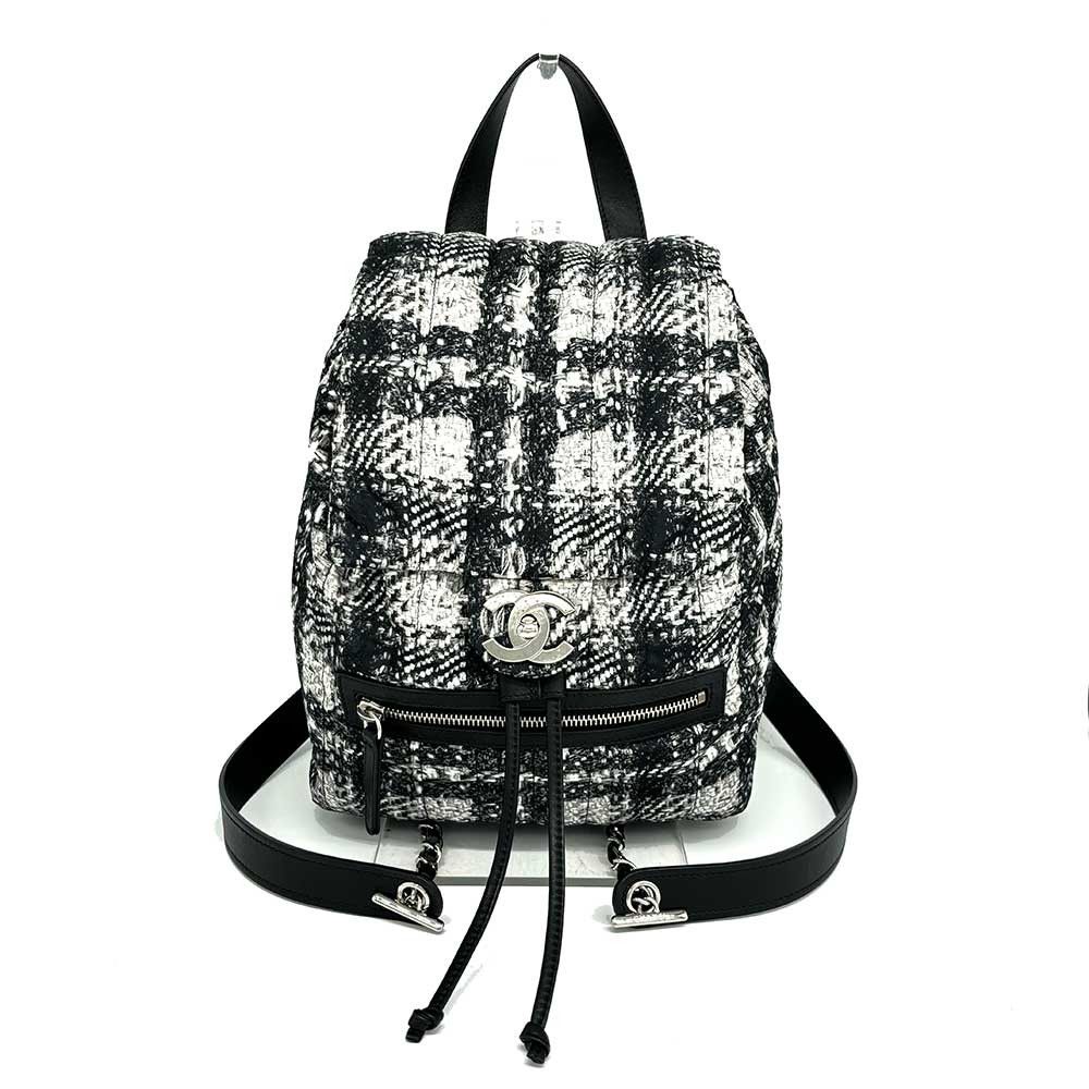 Chanel Chanel Chanel Nylon Backpack Tweed Black White Canvas Backpack 3-cha240704-1 in Very Good Condition Size ONE SIZE - 1 Thumbnail