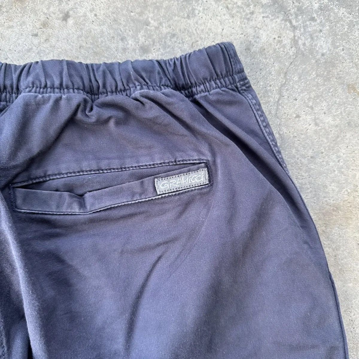 Gramicci VINTAGE GRAMICCI NAVY OUTDOOR TROUSERS JOGGER STYLE PANTS Size US 33 - 11 Thumbnail