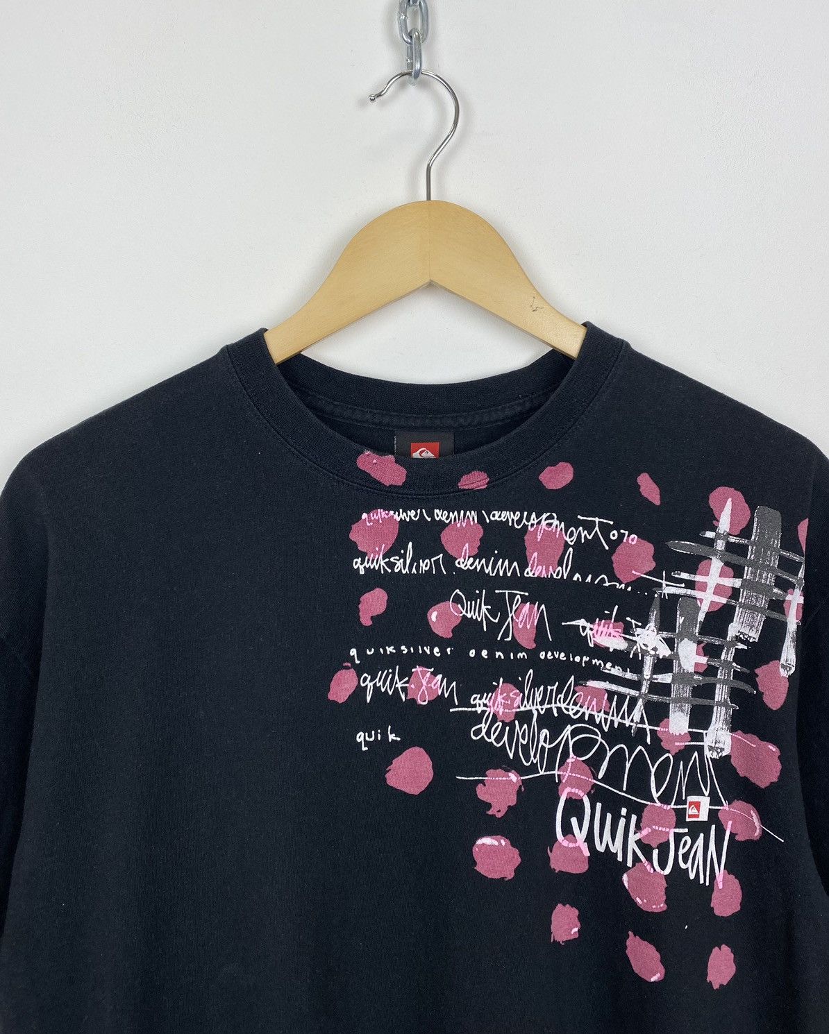 Quiksilver Vintage Y2K Quiksilver Mulit-Logo Faded Tee Men Size L Black Size US L / EU 52-54 / 3 - 2 Thumbnail