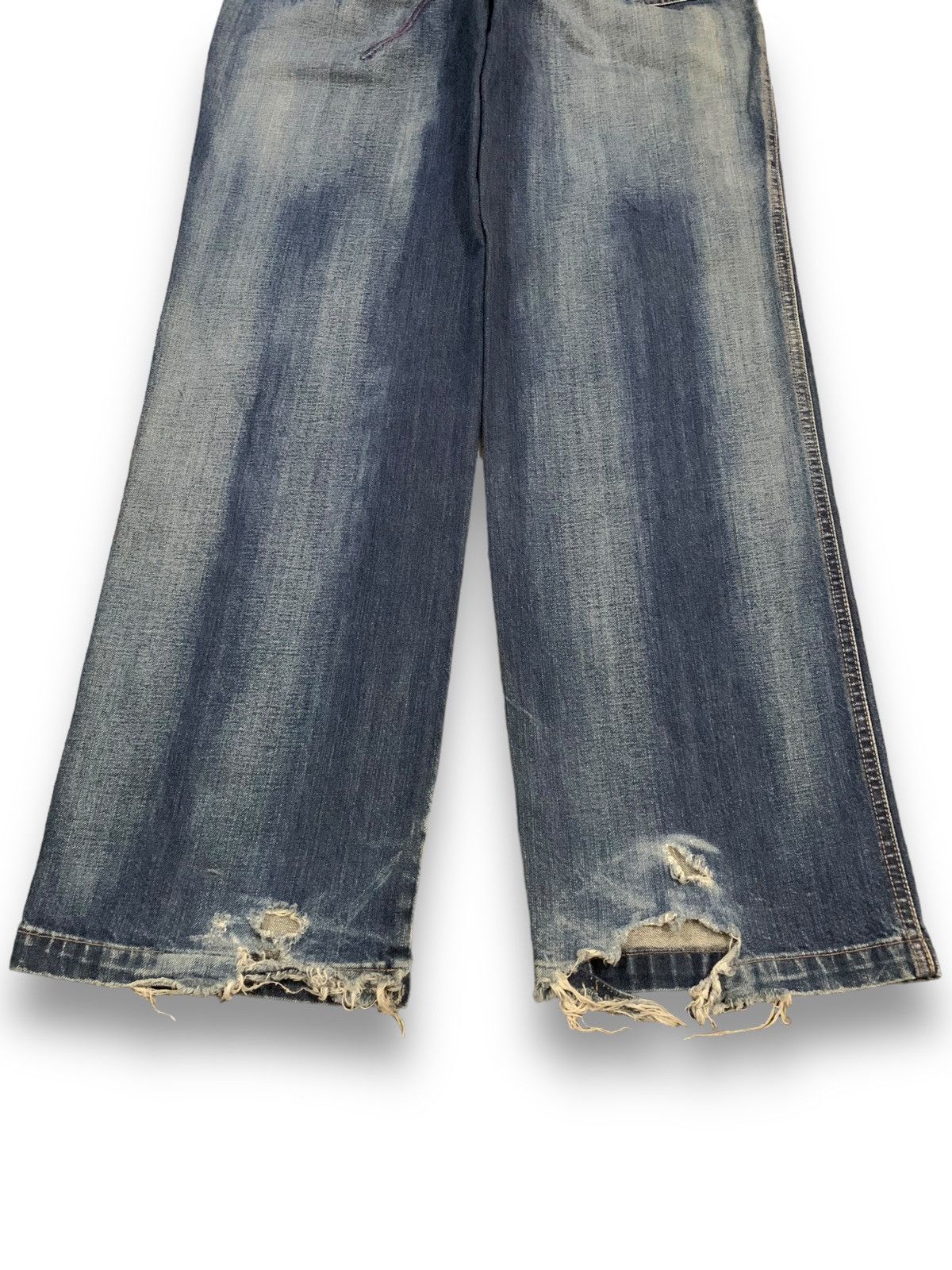 Valentino Vintage Valentino Rudy Italy Faded Baggy Bush Denim Pants Size US 33 - 15 Thumbnail