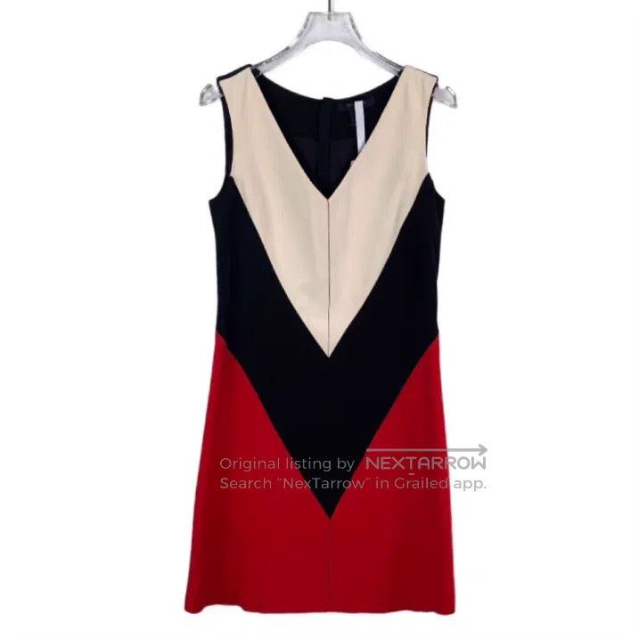 Louis Vuitton Louis Vuitton V-Neck Sleeveless Color-Block Mulberry Silk Size XXS / US 00 / IT 34 - 1 Thumbnail