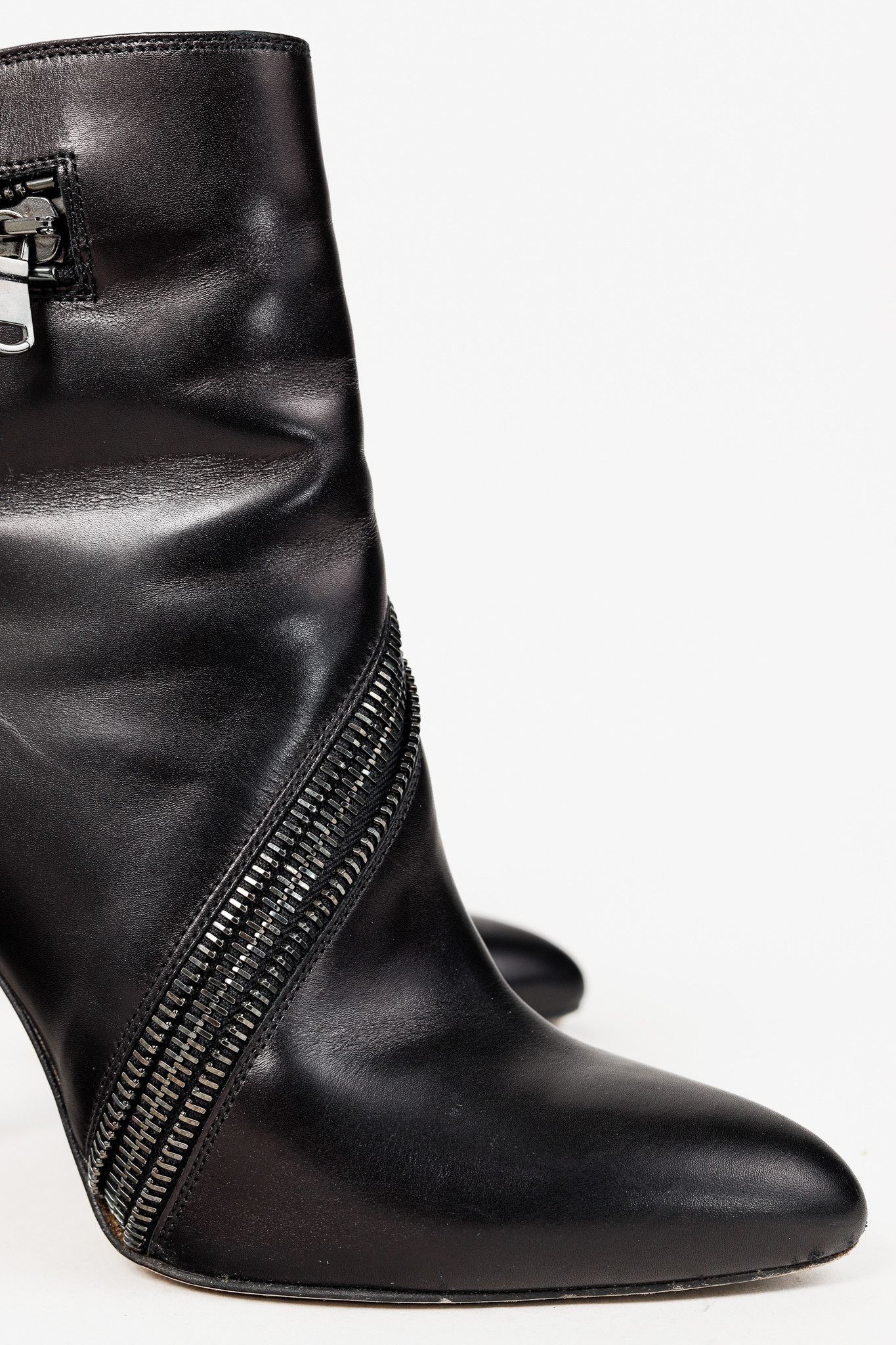 Brian Atwood Brian Atwood Nebula Tumbled Nubuck Zip Pointed-Toe Booties Size US 5.5 / IT 35.5 - 7 Thumbnail